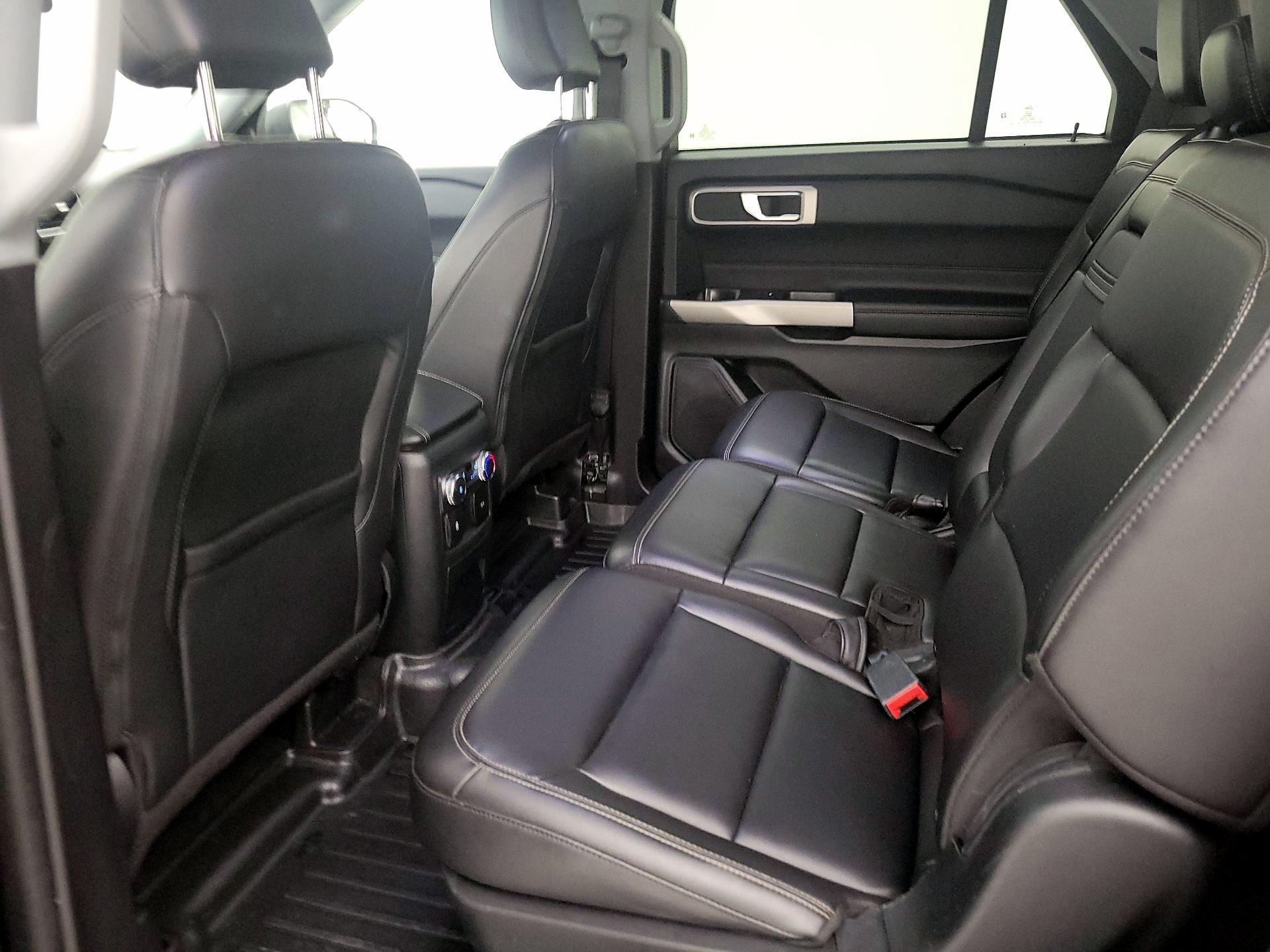 Thumbnail: 2022 Ford Explorer - 19