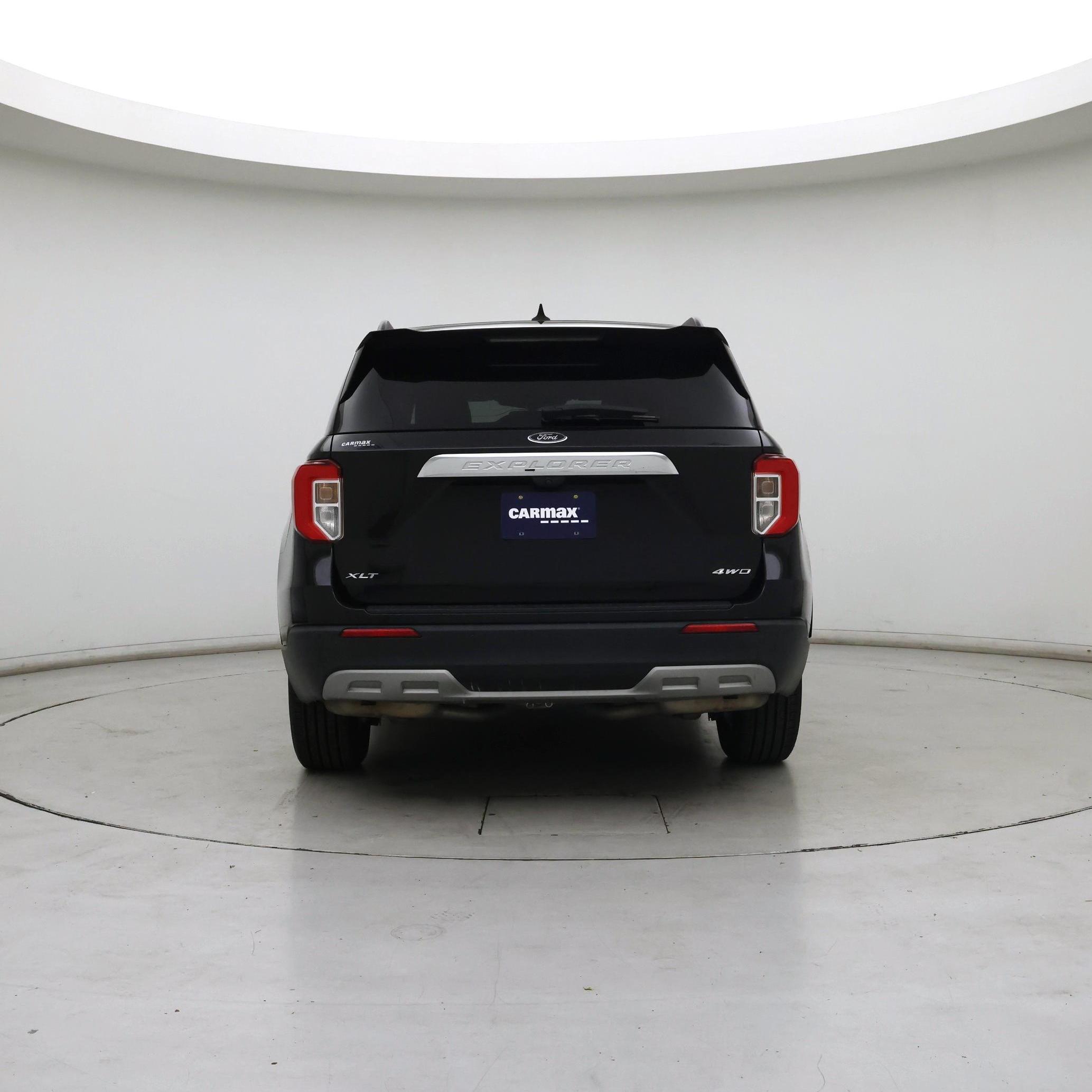 Thumbnail: 2022 Ford Explorer - 6