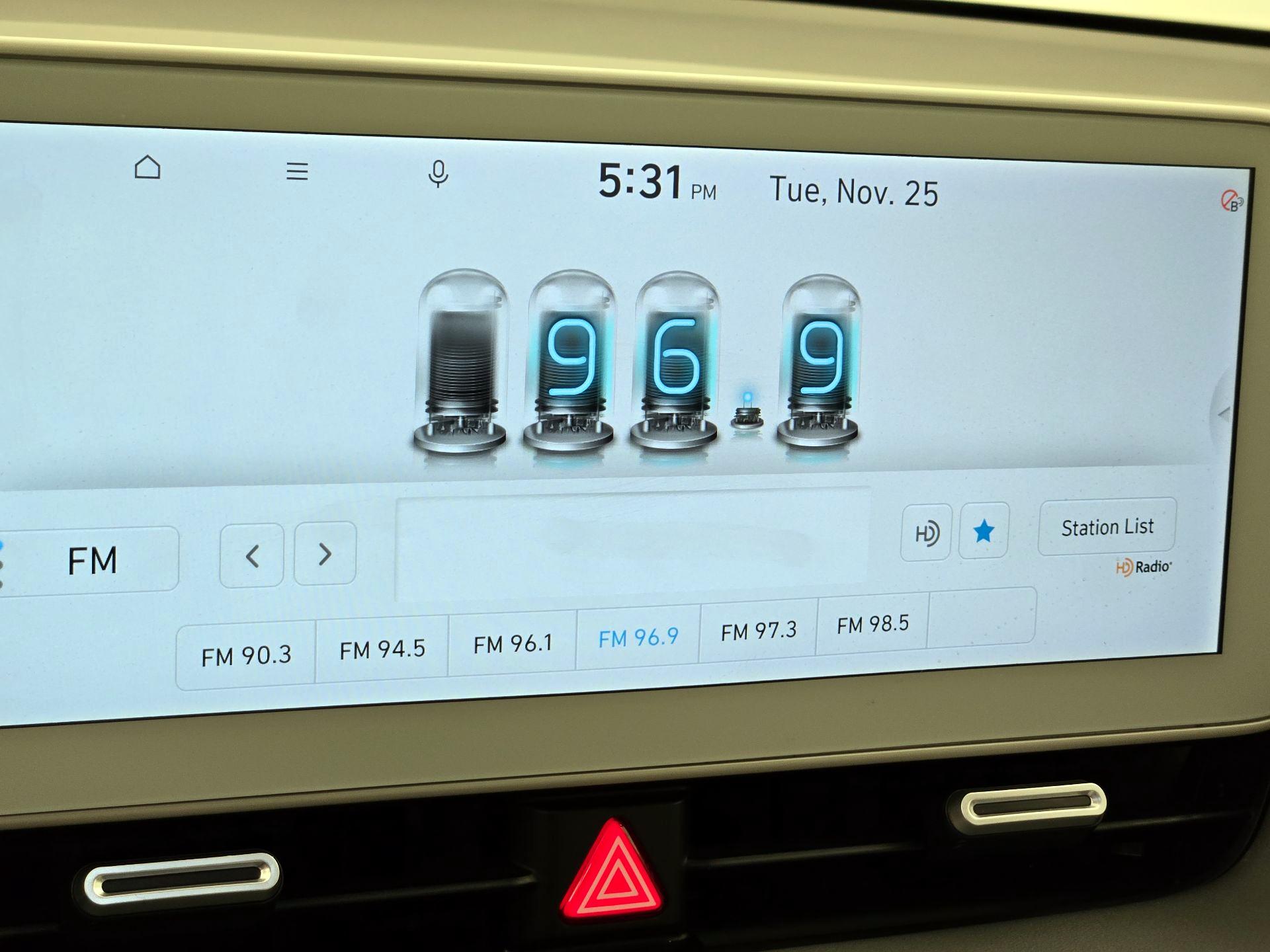 Thumbnail: 2022 Hyundai Ioniq 5 - 15