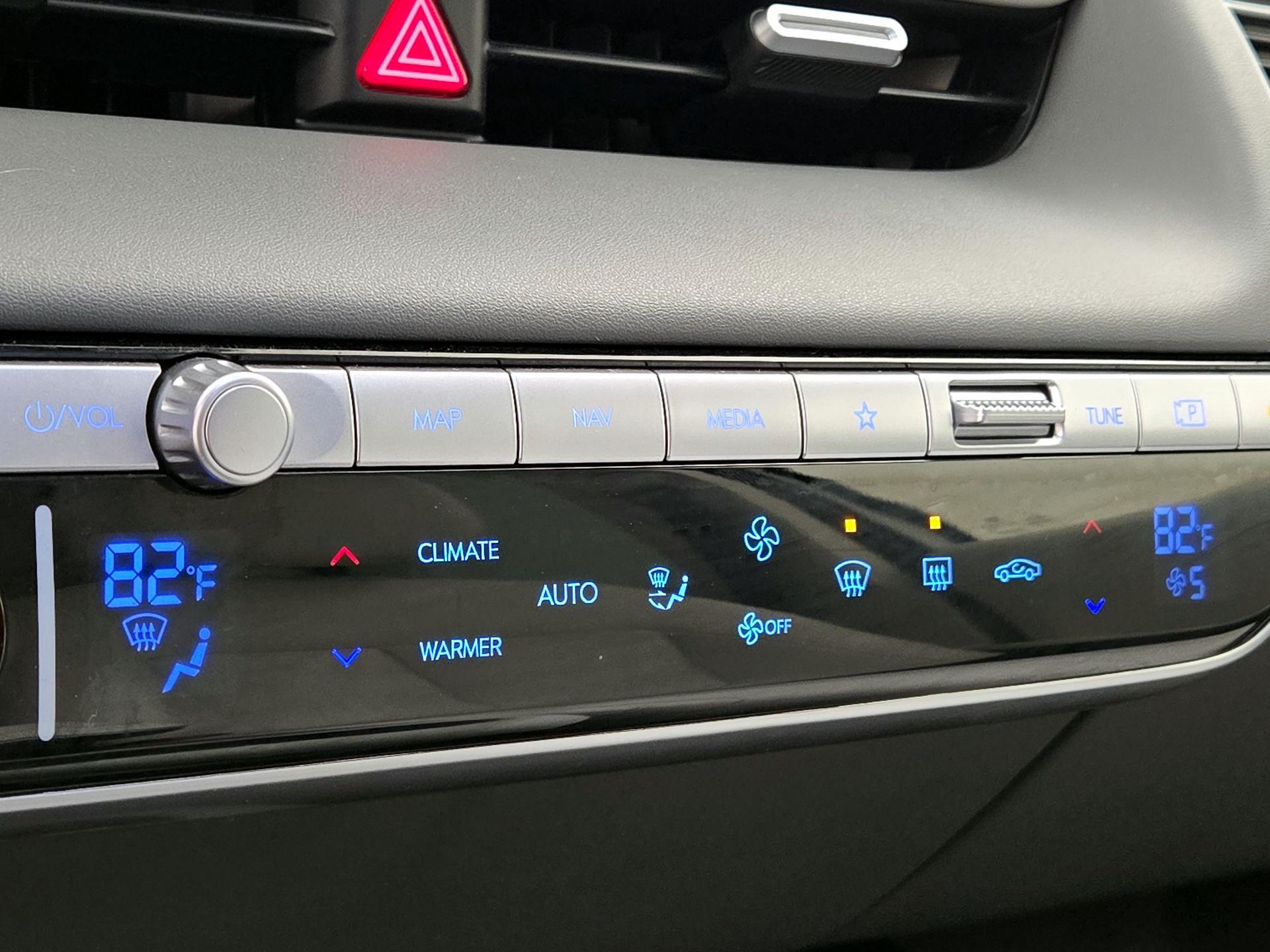 Thumbnail: 2022 Hyundai Ioniq 5 - 16