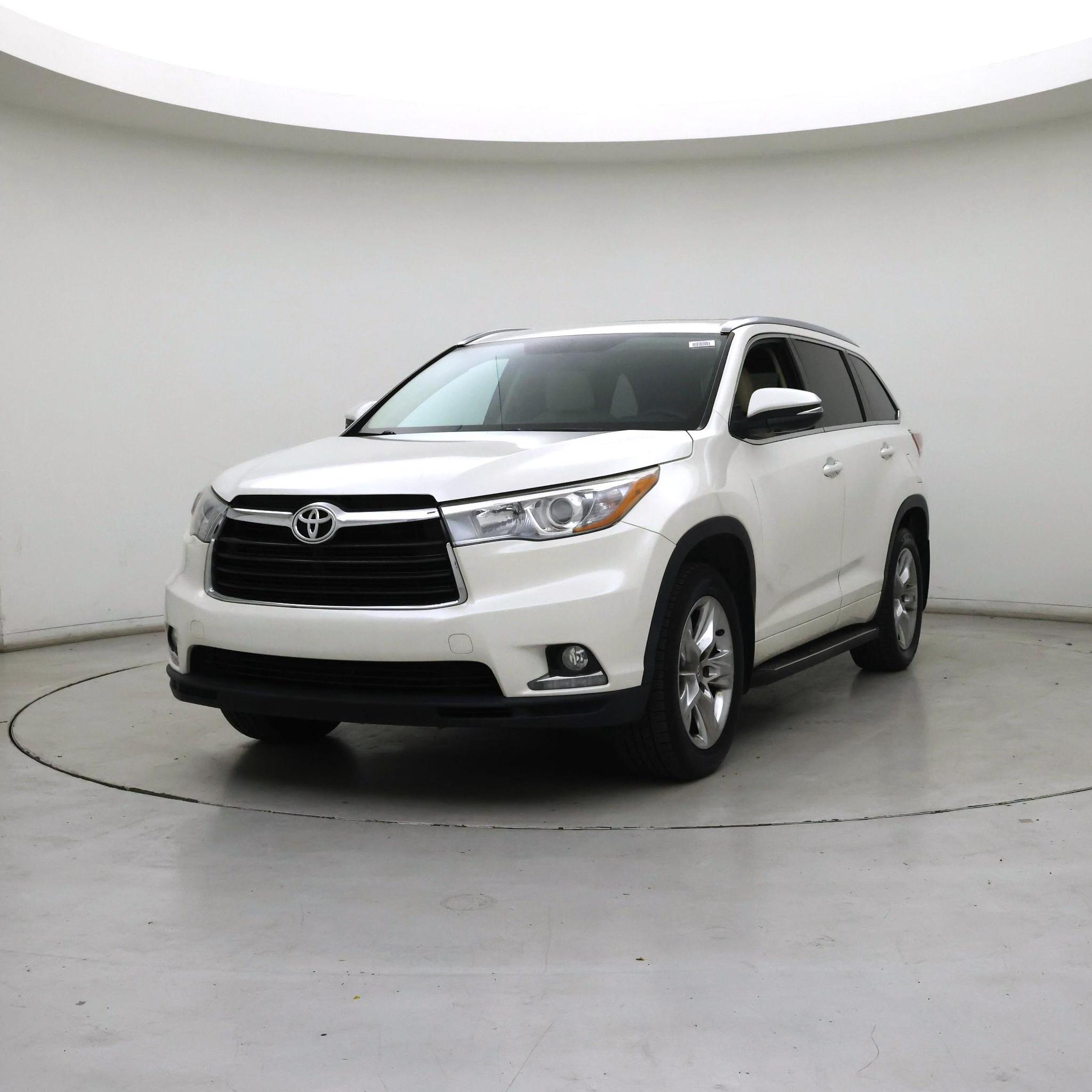 Thumbnail: 2014 Toyota Highlander - 4