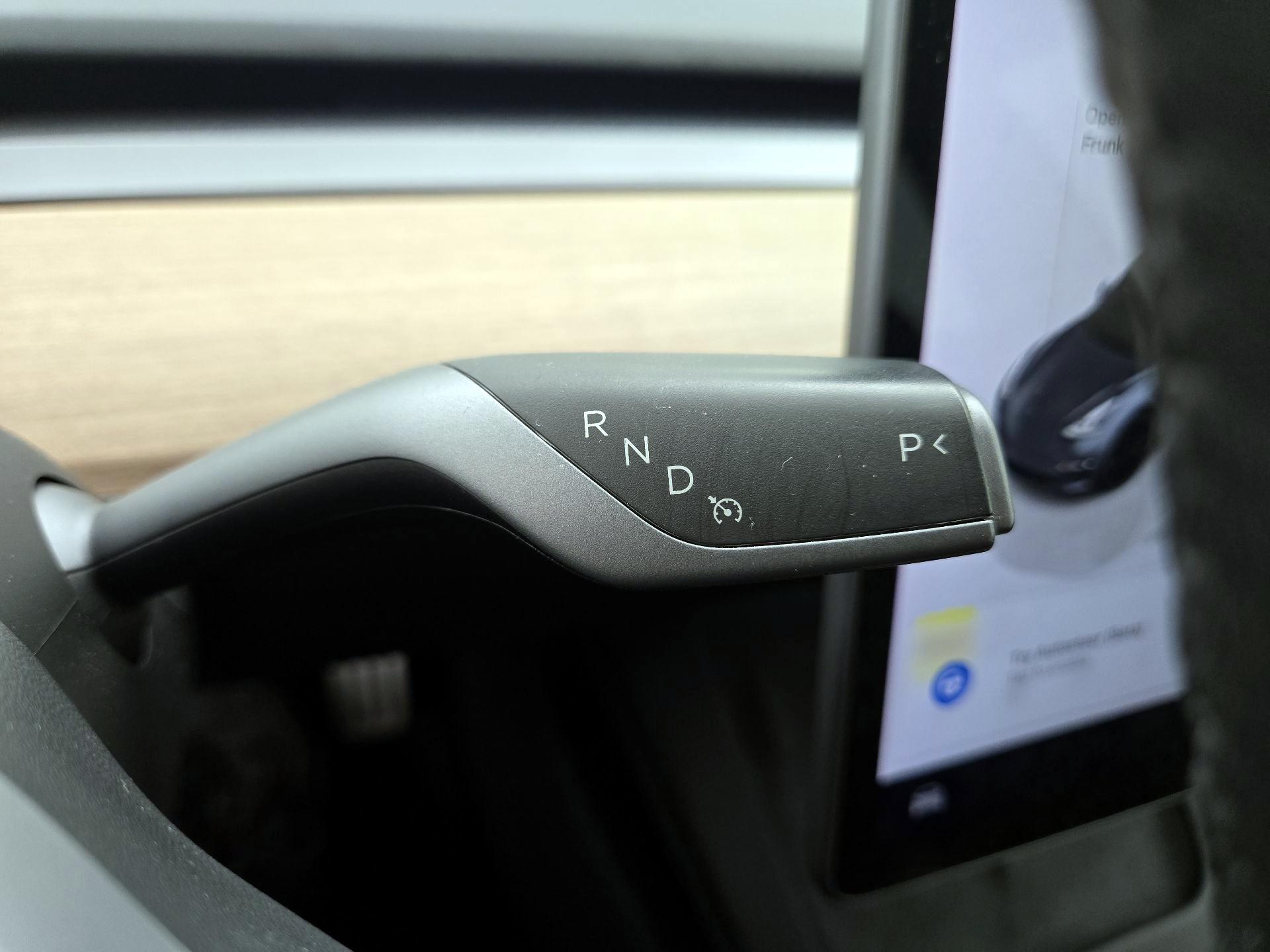 Thumbnail: 2022 Tesla Model 3 - 17