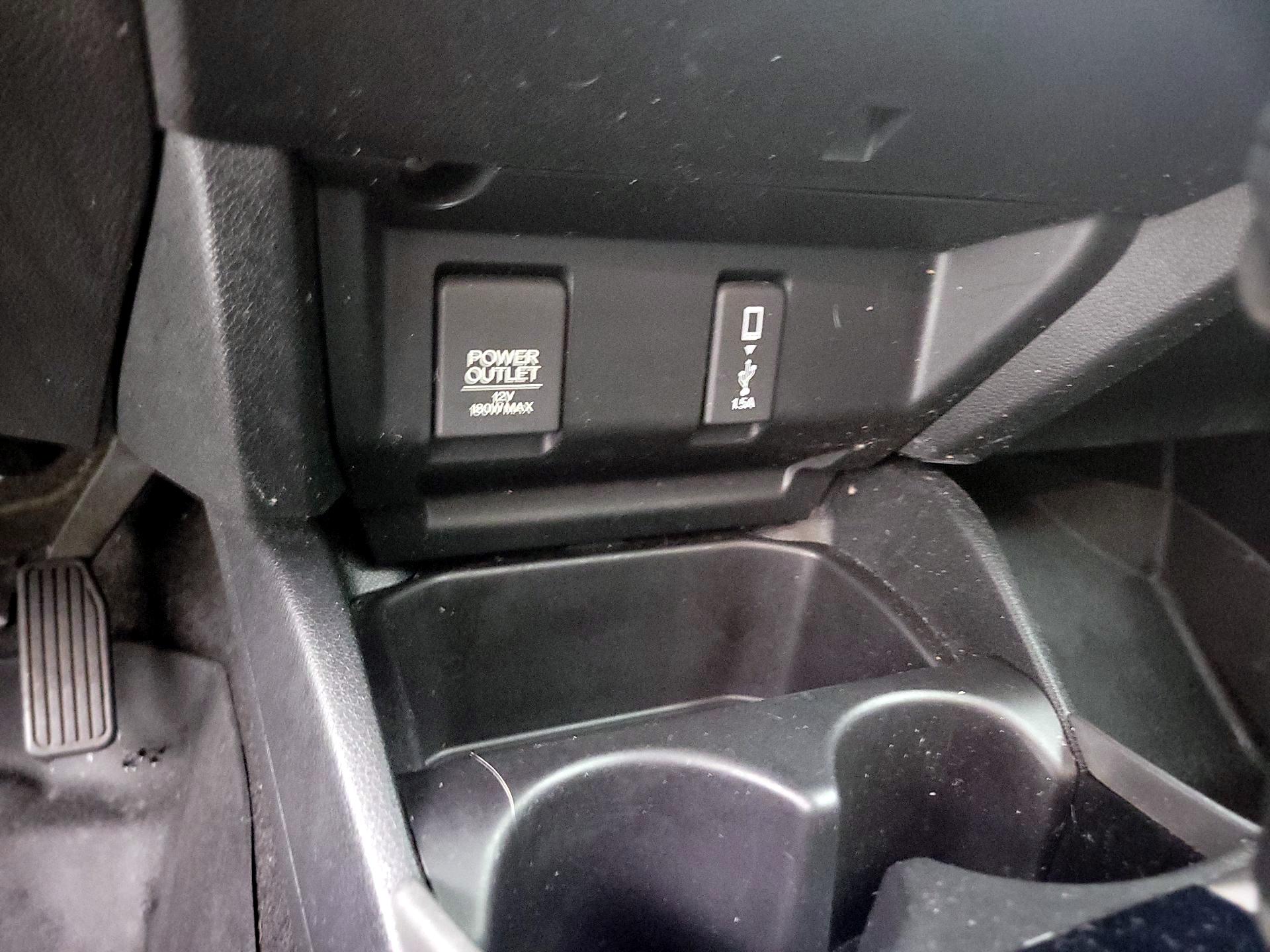 Thumbnail: 2018 Honda Fit - 18