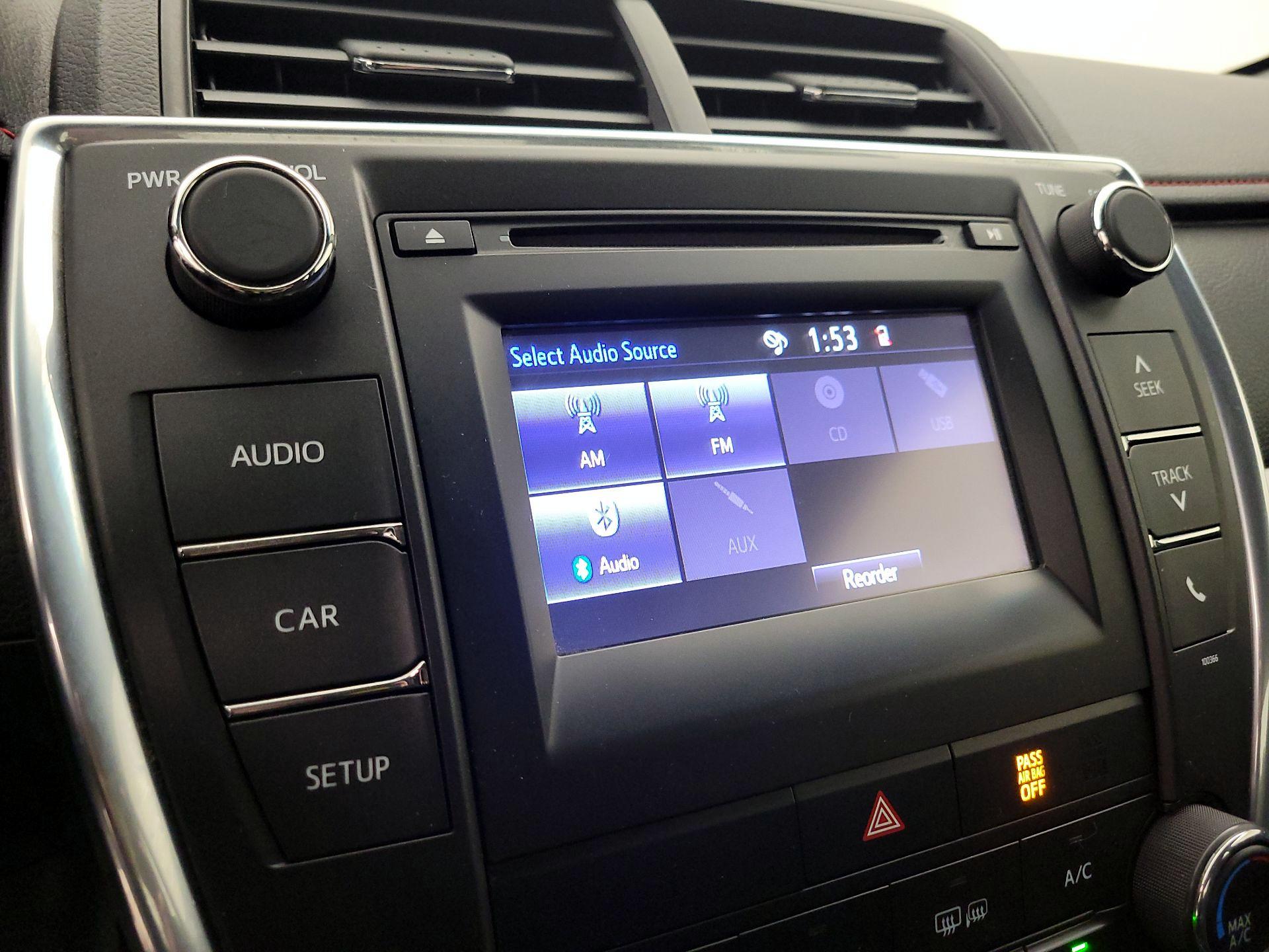 Thumbnail: 2015 Toyota Camry - 15