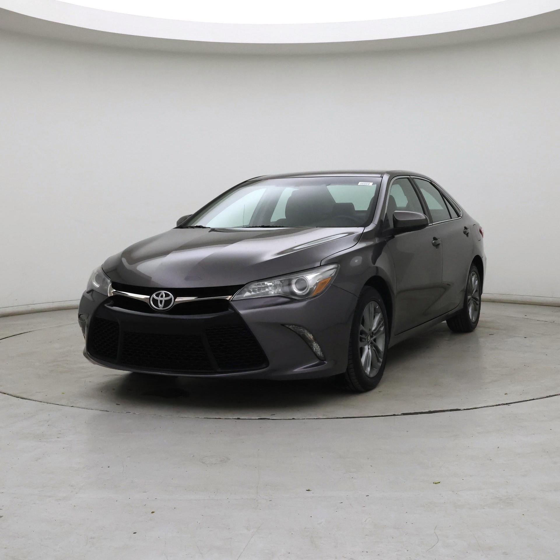 Thumbnail: 2015 Toyota Camry - 4