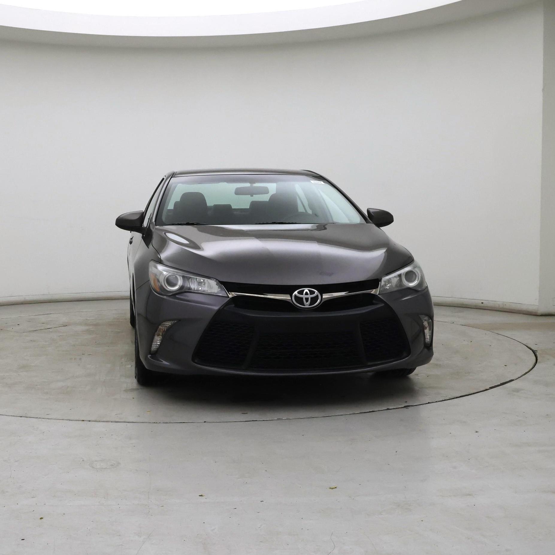 Thumbnail: 2015 Toyota Camry - 5