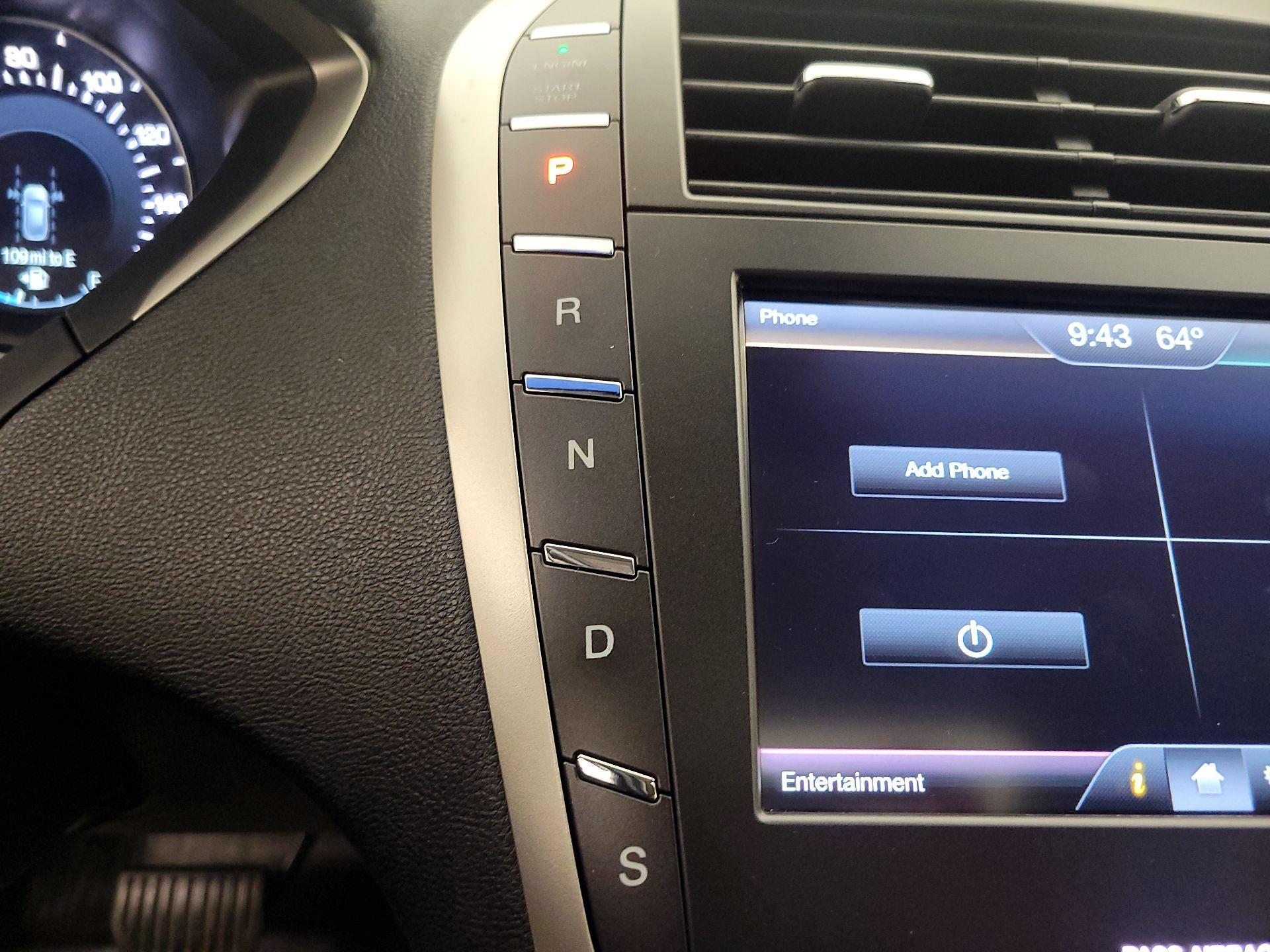 Thumbnail: 2016 Lincoln MKZ - 18