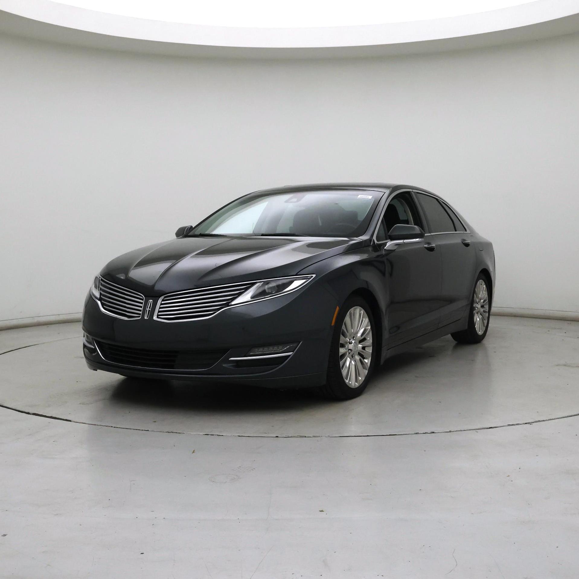 Thumbnail: 2016 Lincoln MKZ - 4