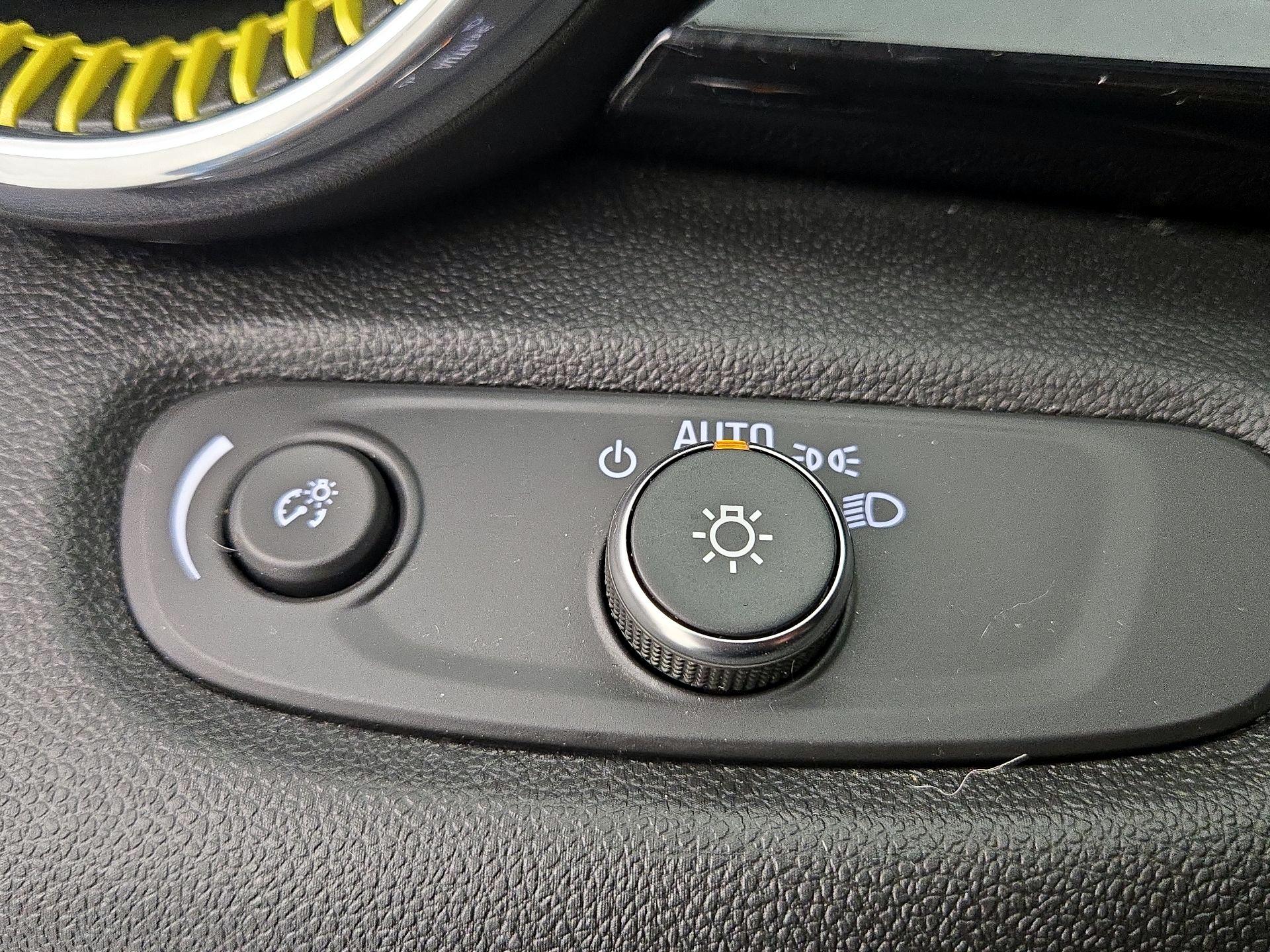 Thumbnail: 2025 Chevrolet Trax - 13