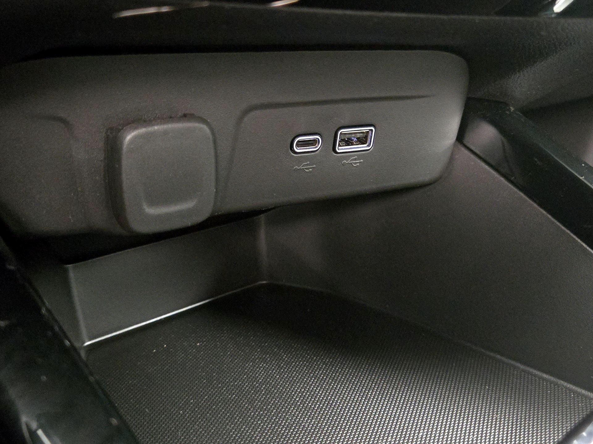 Thumbnail: 2025 Chevrolet Trax - 18