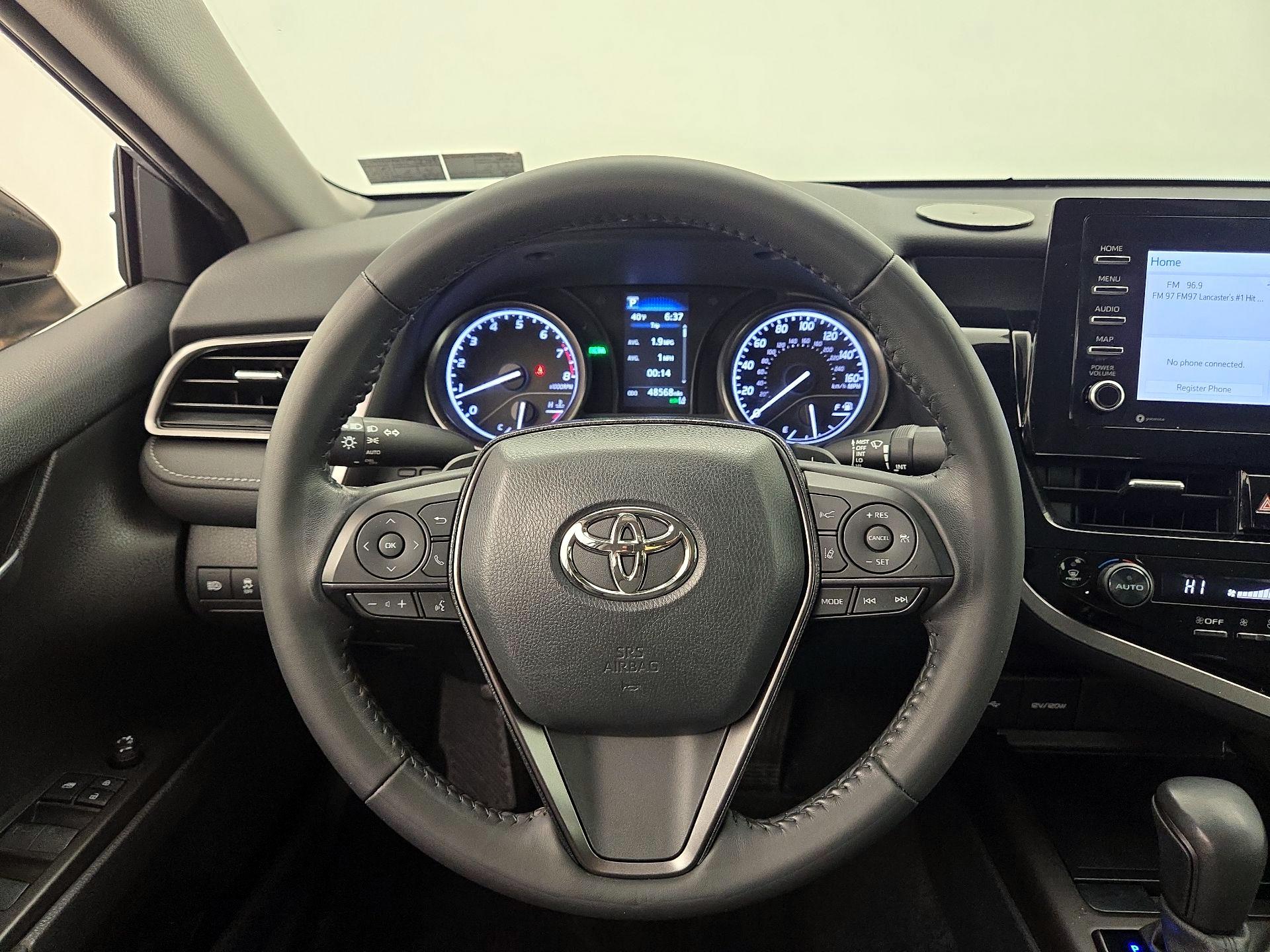 Thumbnail: 2022 Toyota Camry - 10