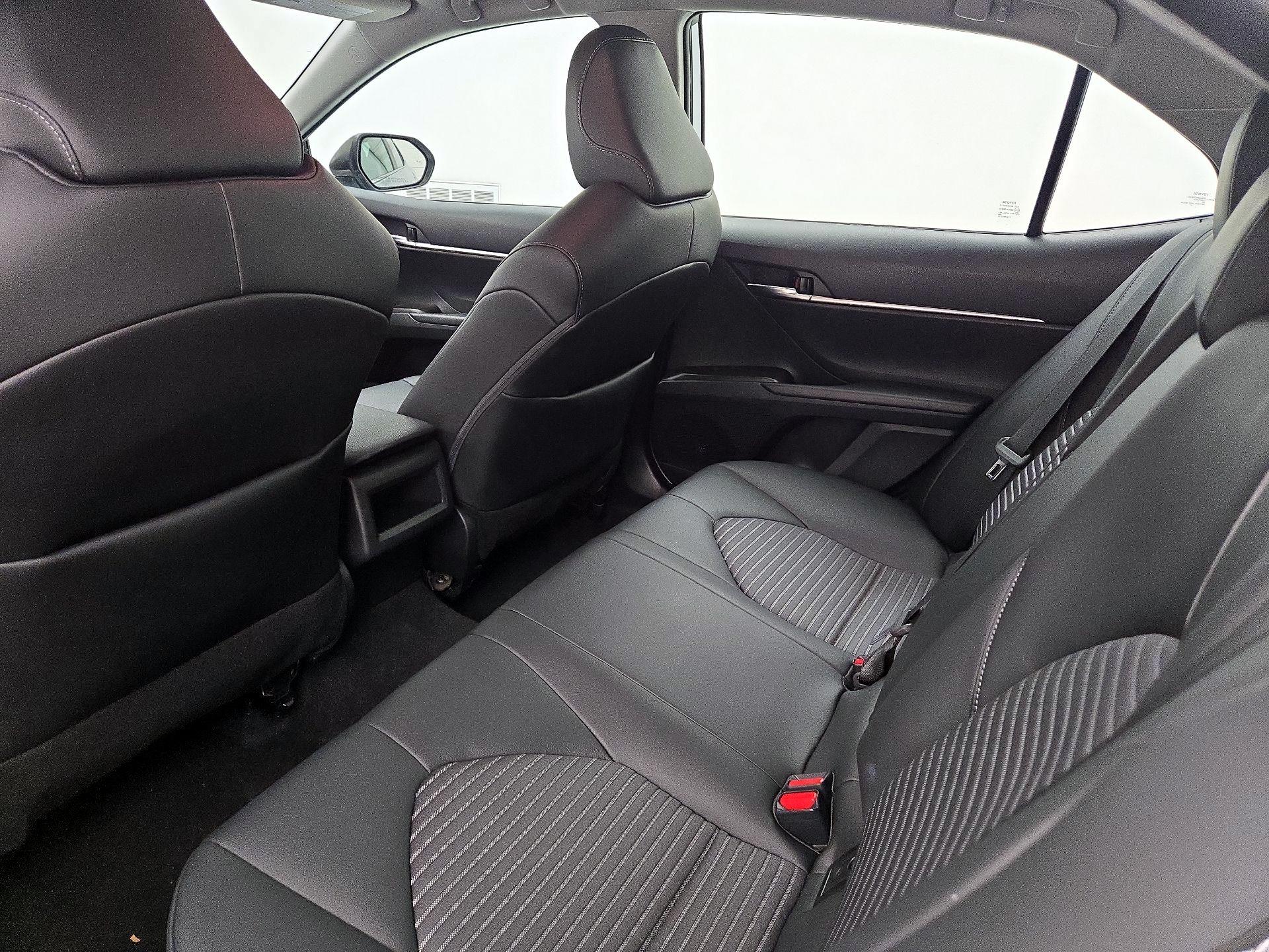 Thumbnail: 2022 Toyota Camry - 19