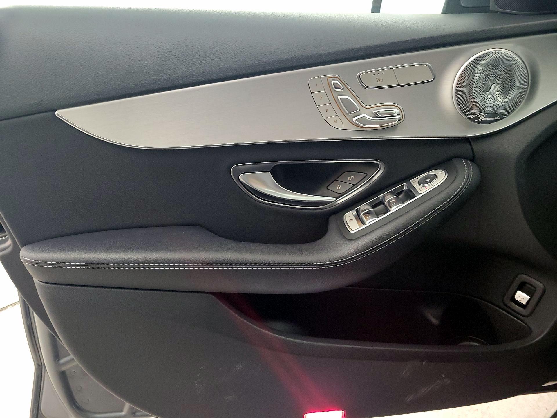 Thumbnail: 2018 Mercedes-Benz C-Class - 12