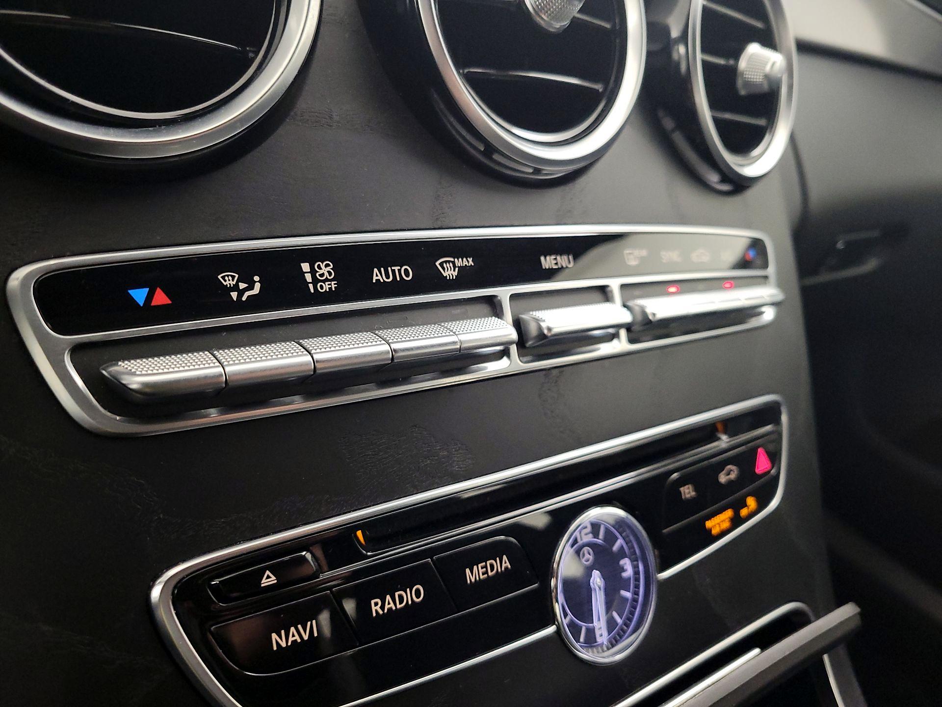 Thumbnail: 2018 Mercedes-Benz C-Class - 16