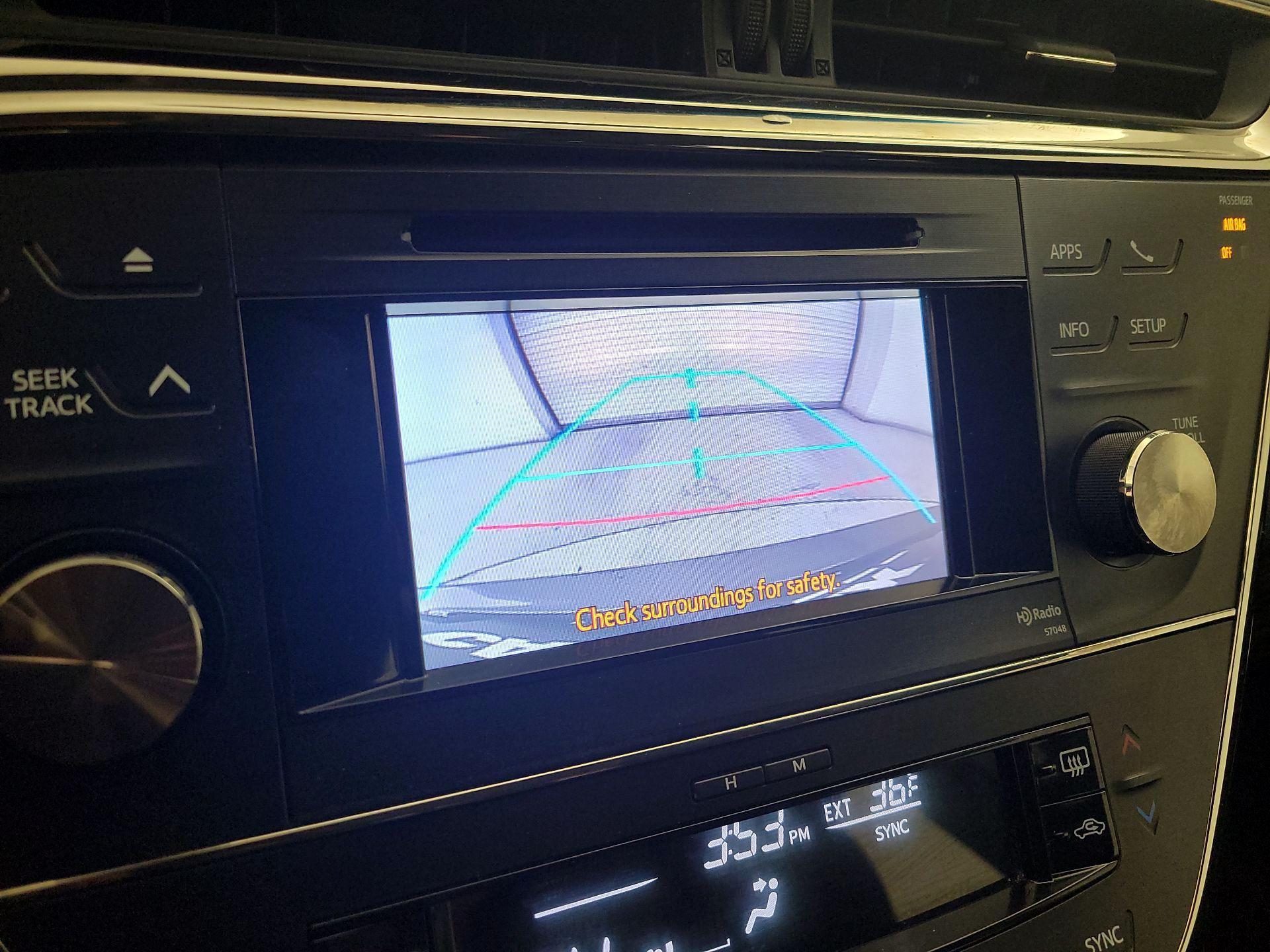 Thumbnail: 2014 Toyota Avalon - 15