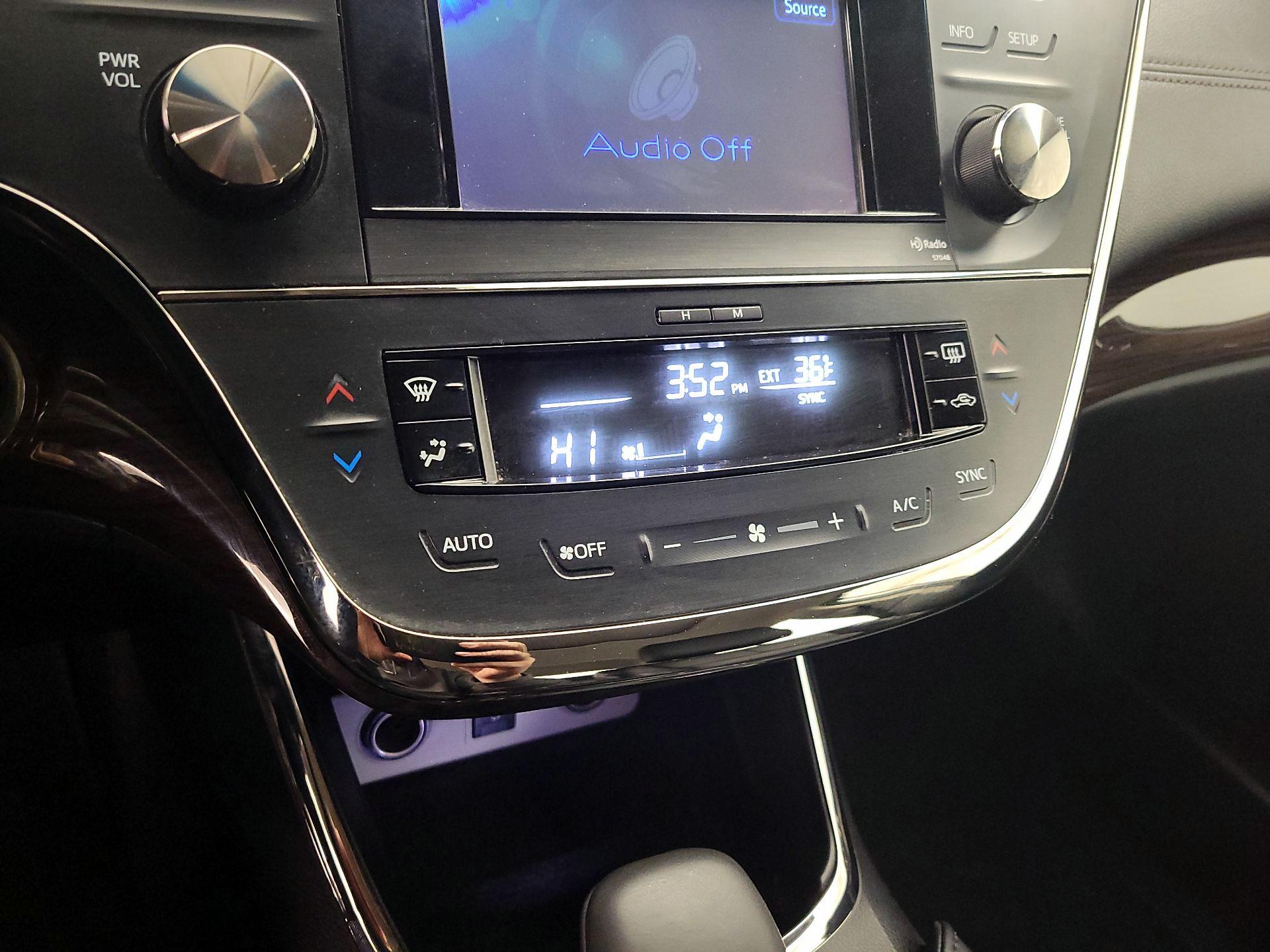 Thumbnail: 2014 Toyota Avalon - 17