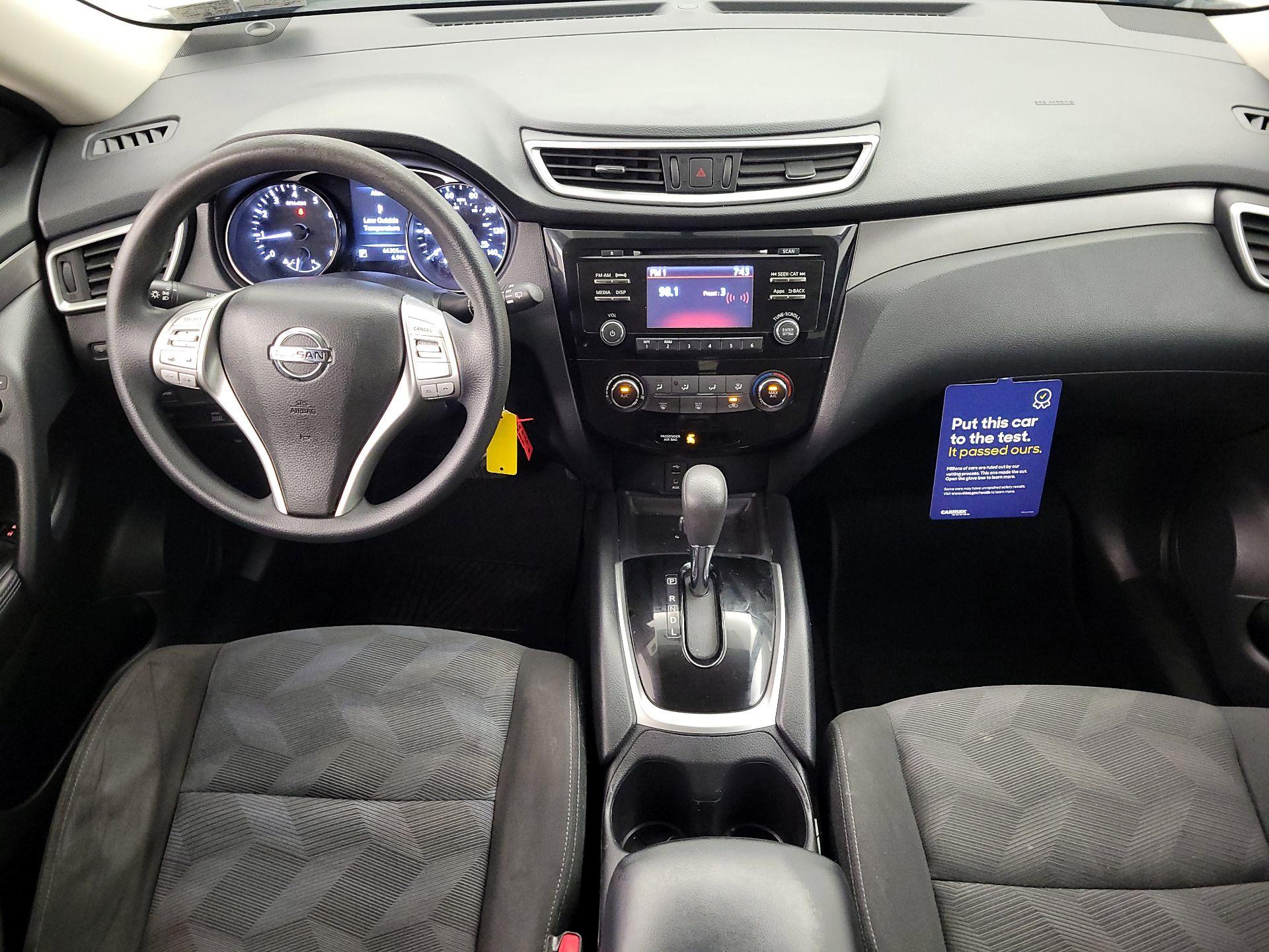 Thumbnail: 2016 Nissan Rogue - 9