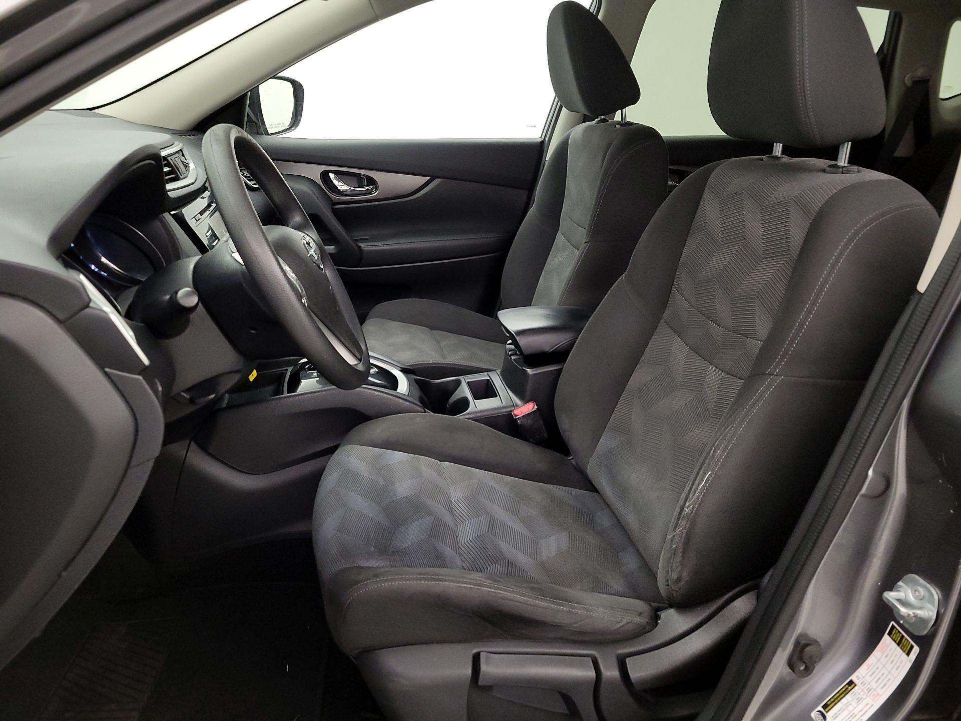 Thumbnail: 2016 Nissan Rogue - 11