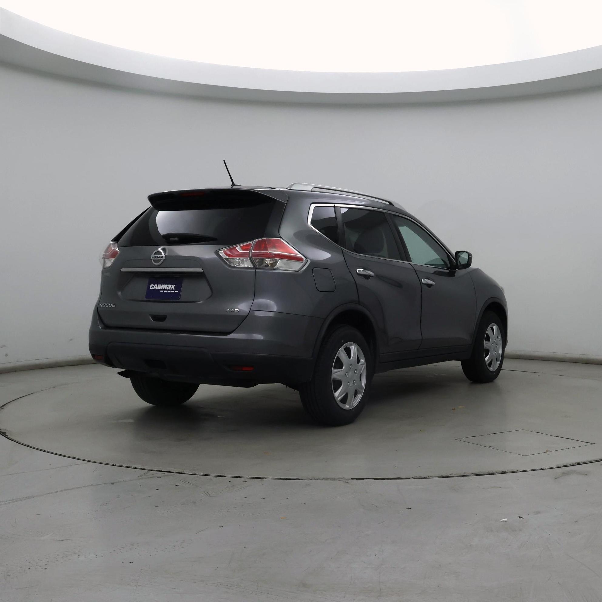 Thumbnail: 2016 Nissan Rogue - 8