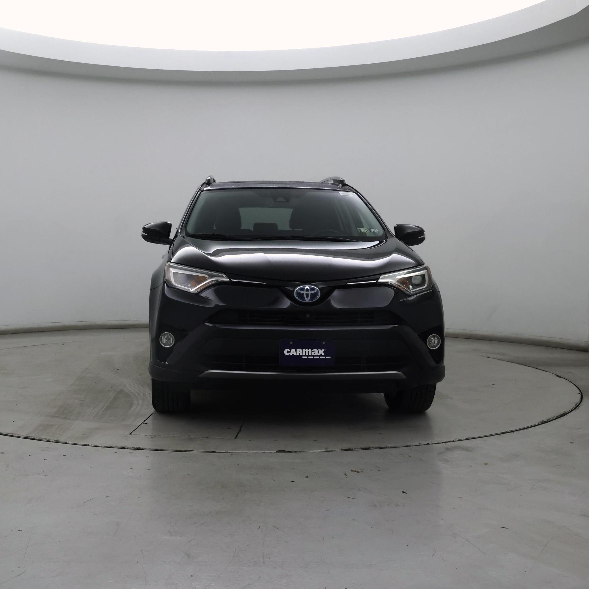 Thumbnail: 2017 Toyota RAV4 - 5