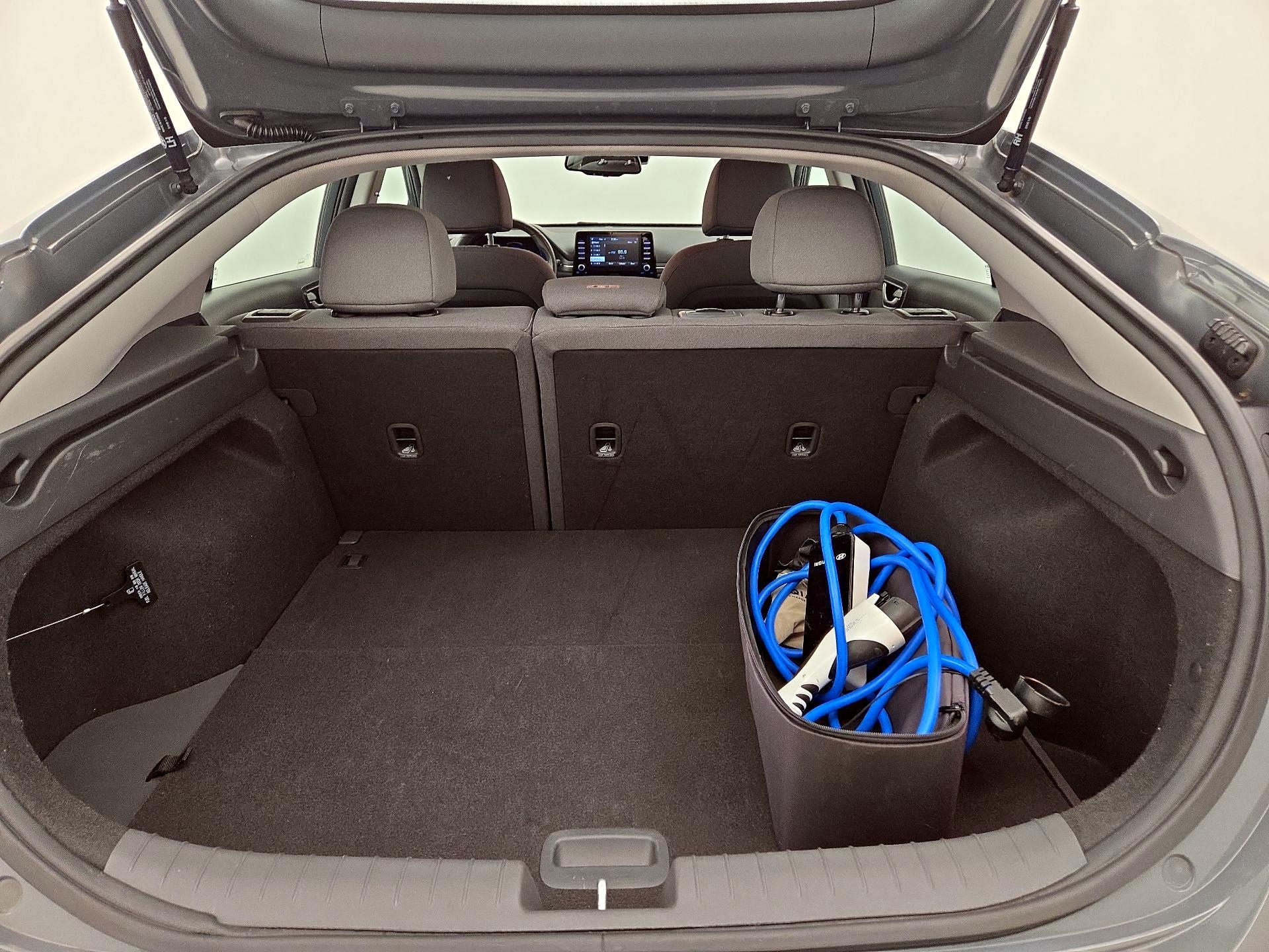 Thumbnail: 2020 Hyundai Ioniq - 20