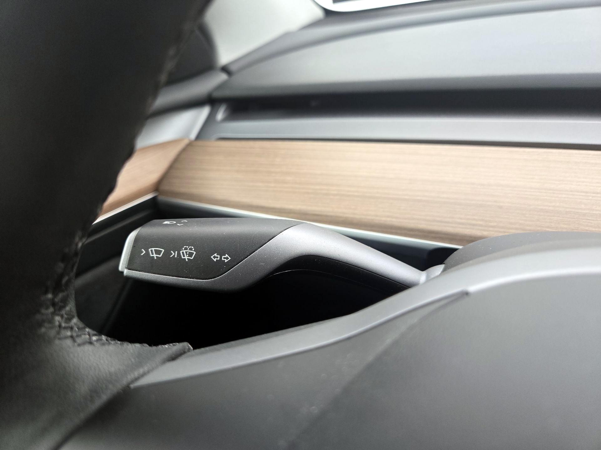 Thumbnail: 2023 Tesla Model Y - 13