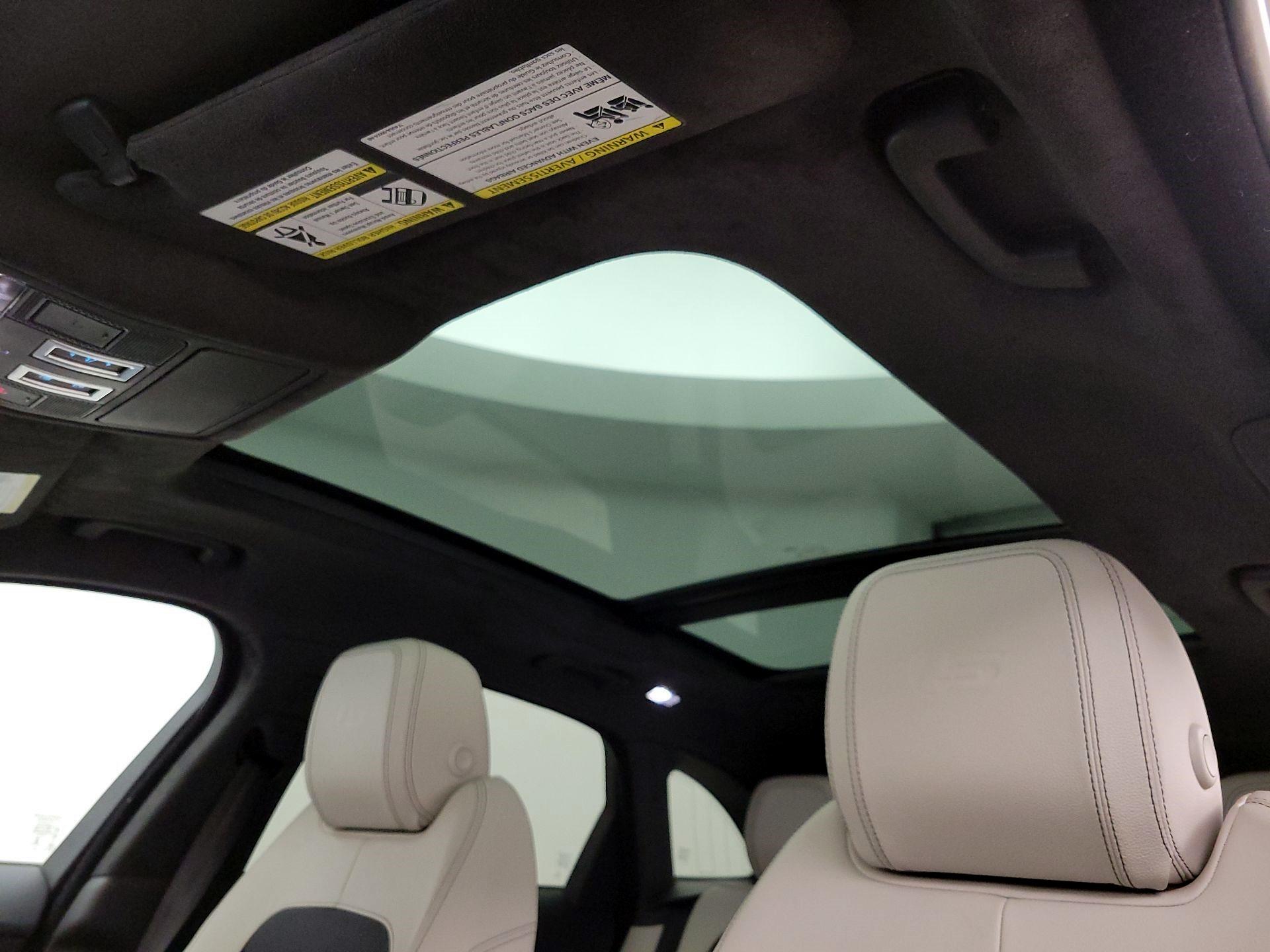 Thumbnail: 2019 Jaguar F-Pace - 19