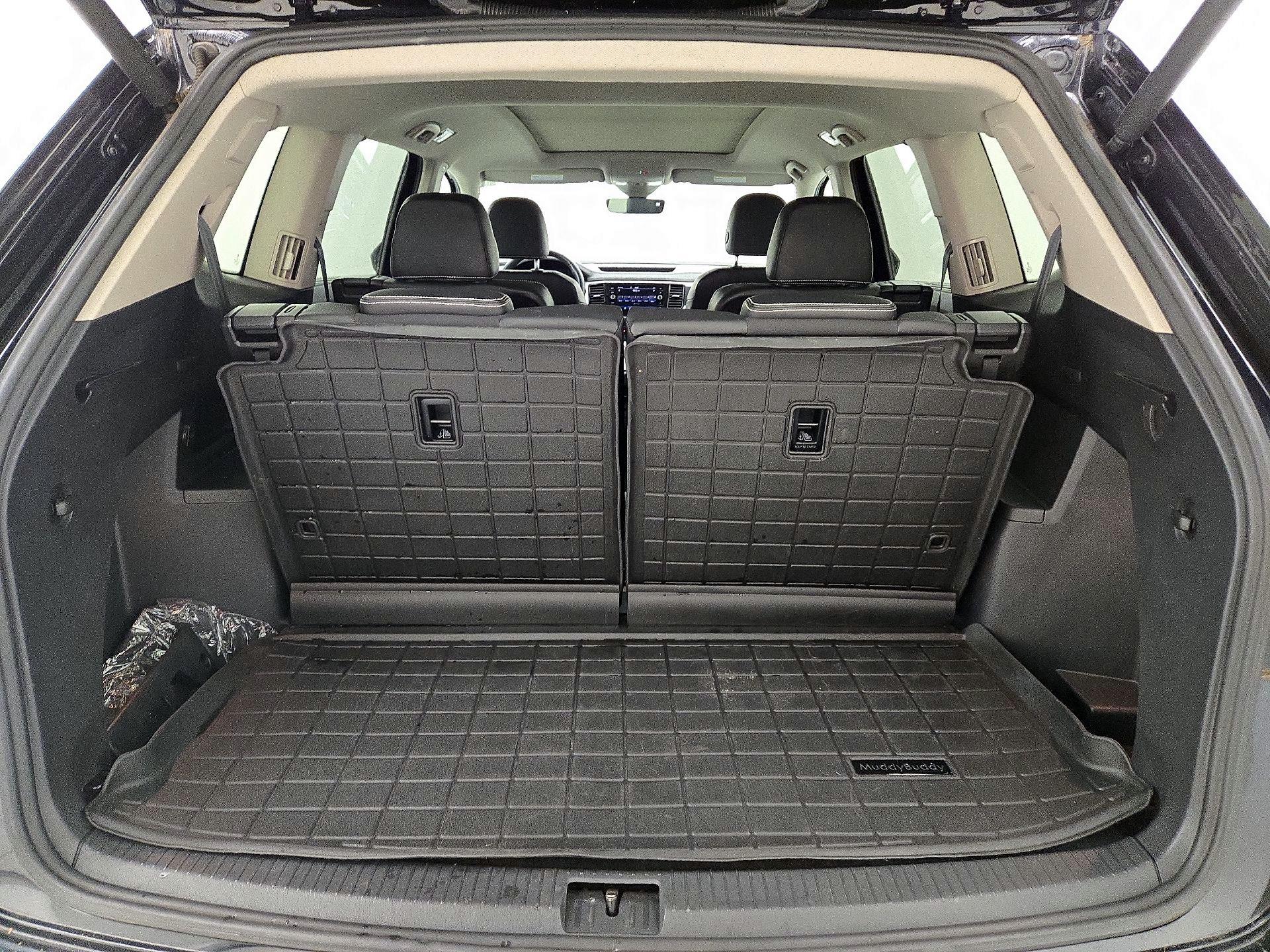 Thumbnail: 2022 Volkswagen Atlas - 20