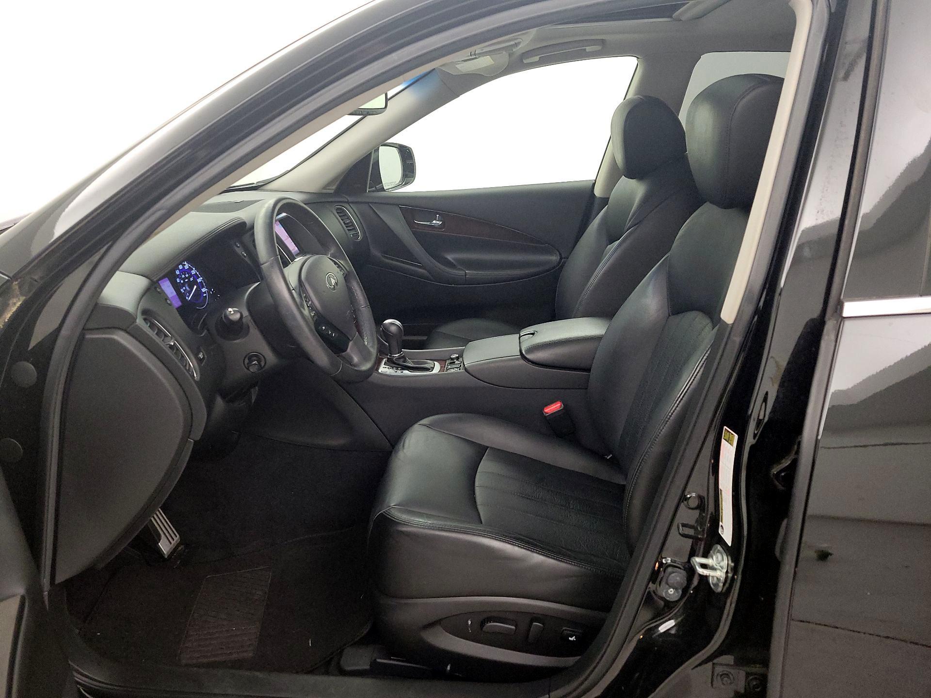 Thumbnail: 2017 INFINITI QX50 - 11