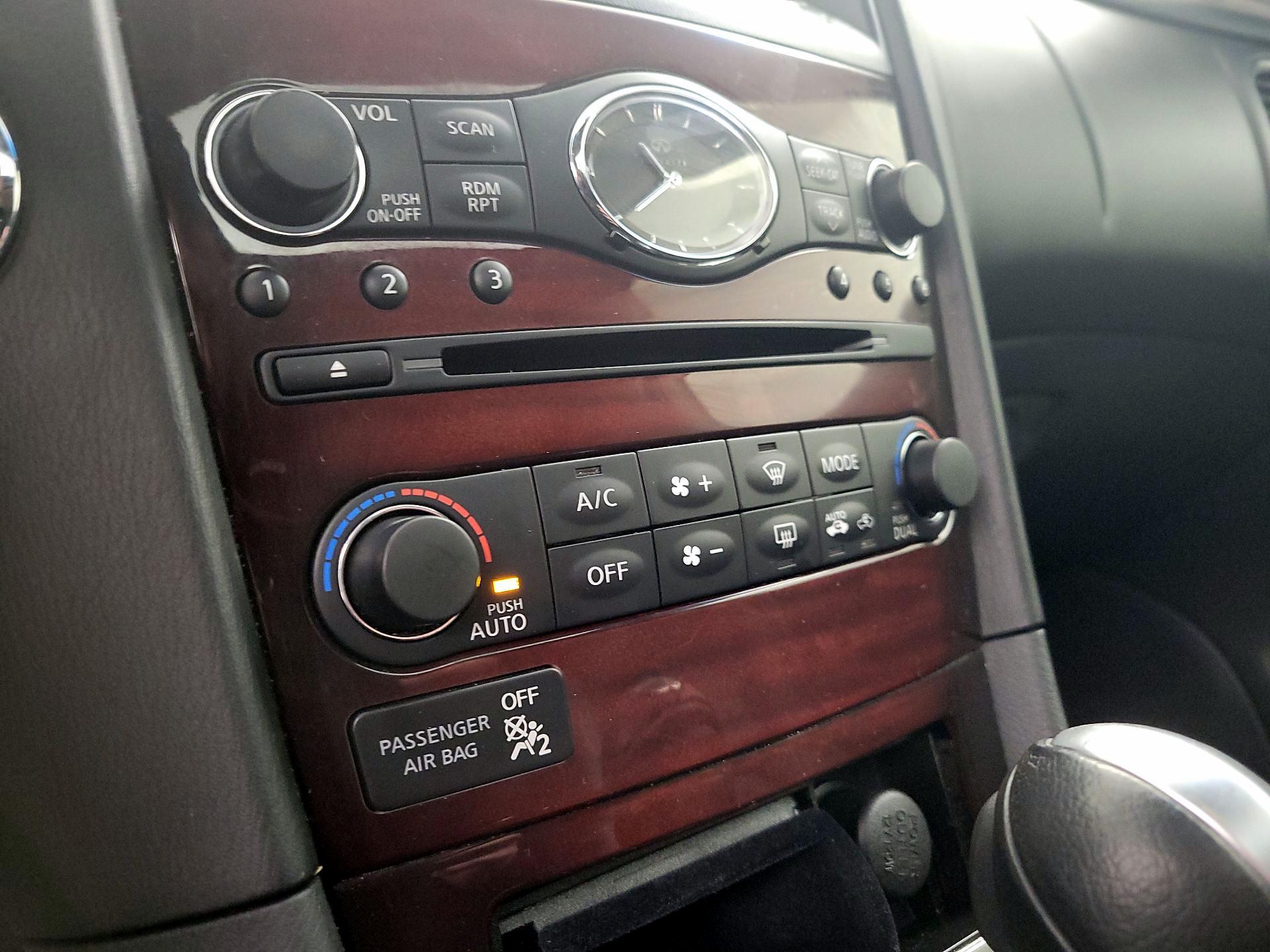 Thumbnail: 2017 INFINITI QX50 - 17