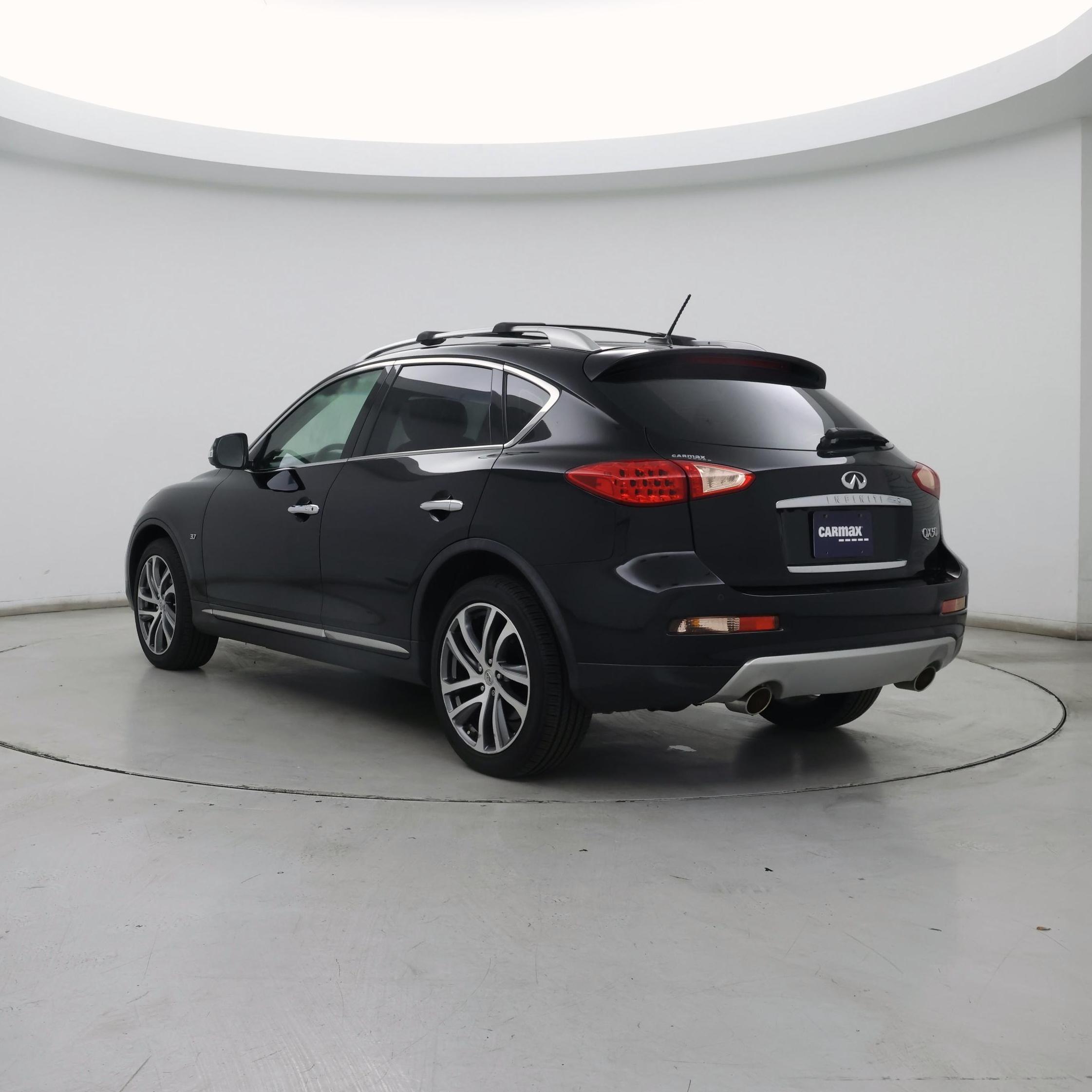 Thumbnail: 2017 INFINITI QX50 - 2