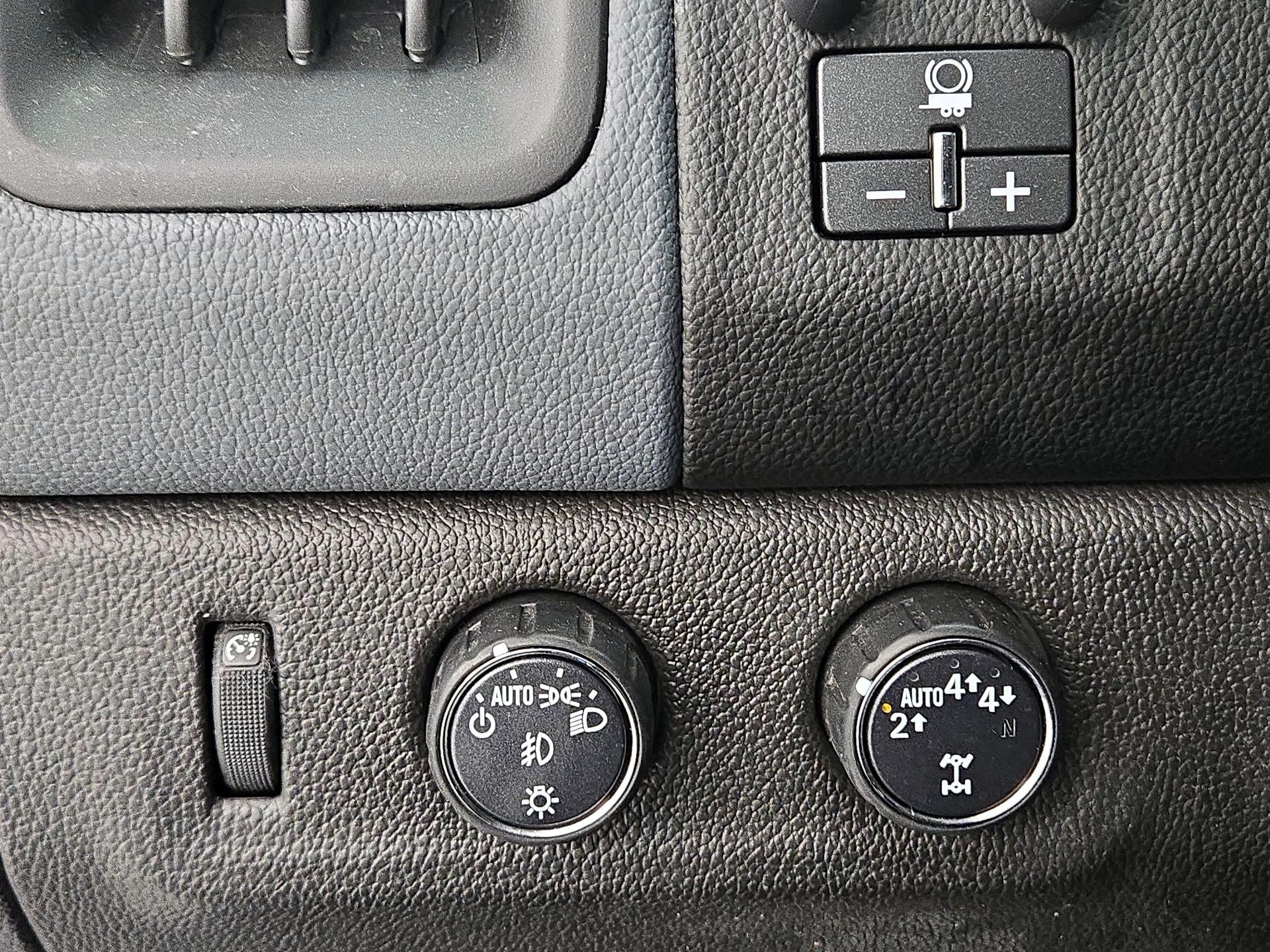 Thumbnail: 2019 Chevrolet Colorado - 13