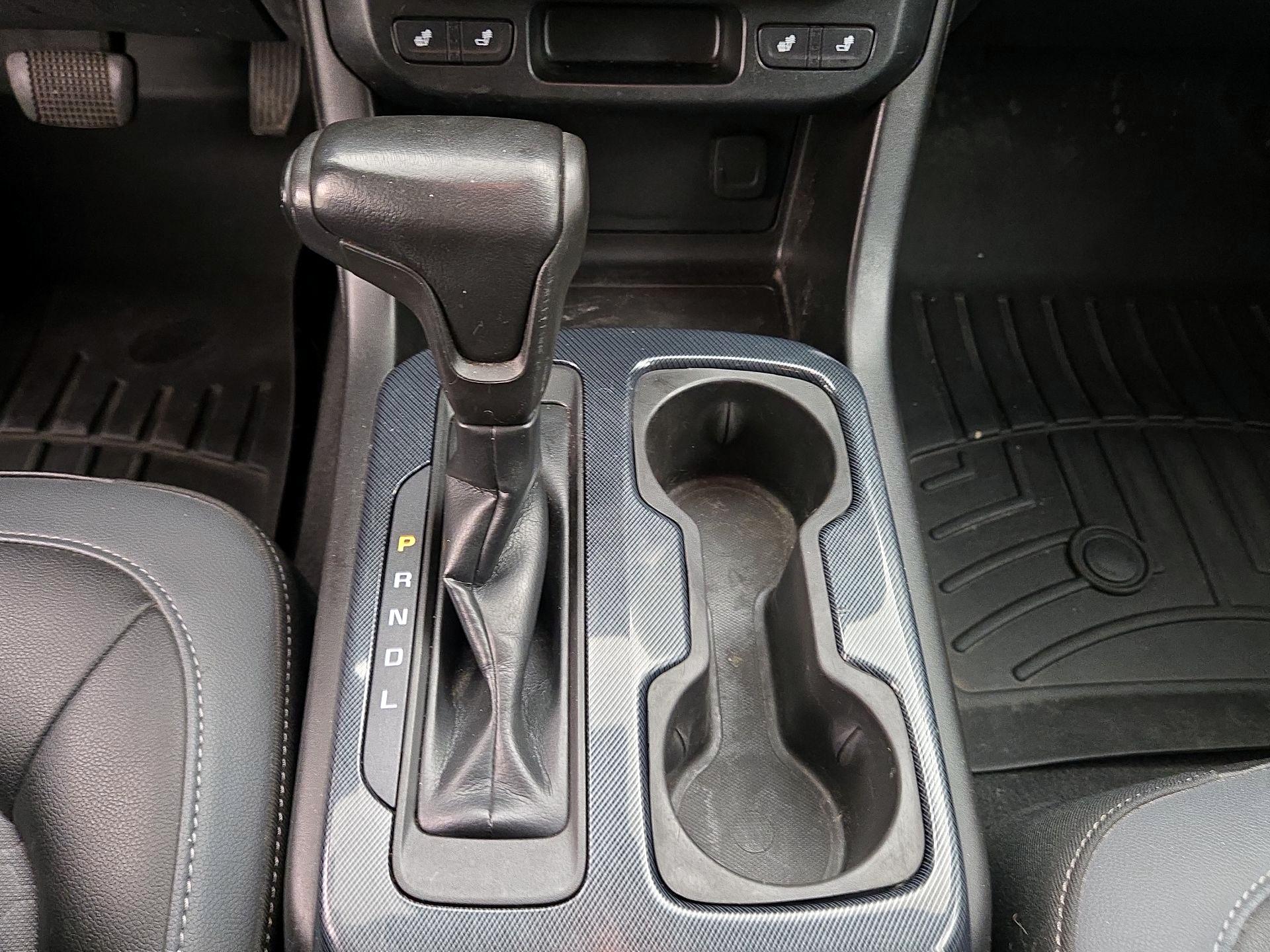 Thumbnail: 2019 Chevrolet Colorado - 17