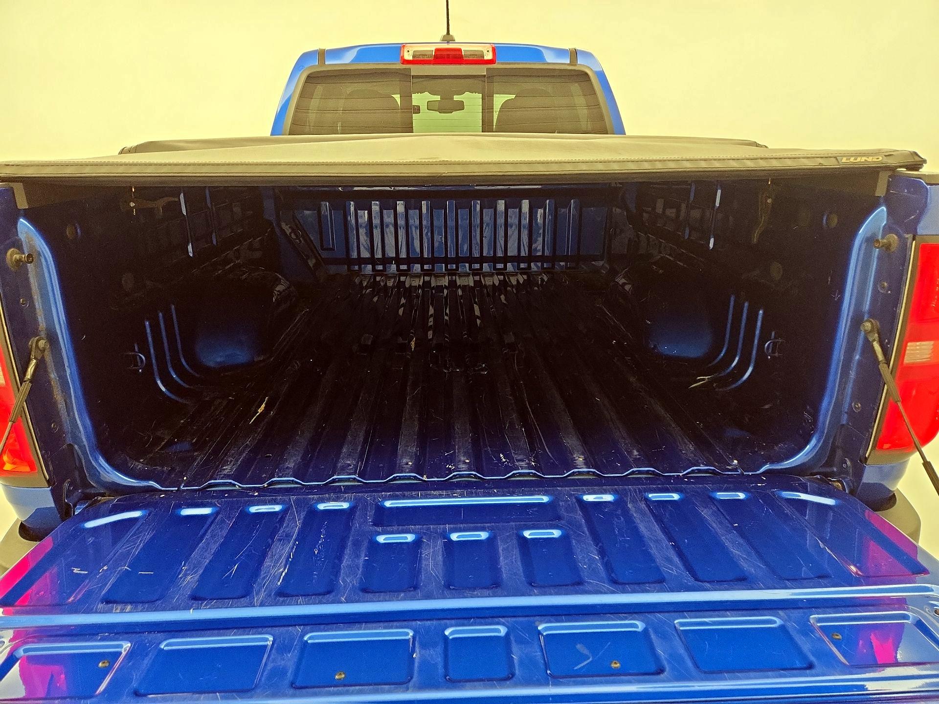 Thumbnail: 2019 Chevrolet Colorado - 20