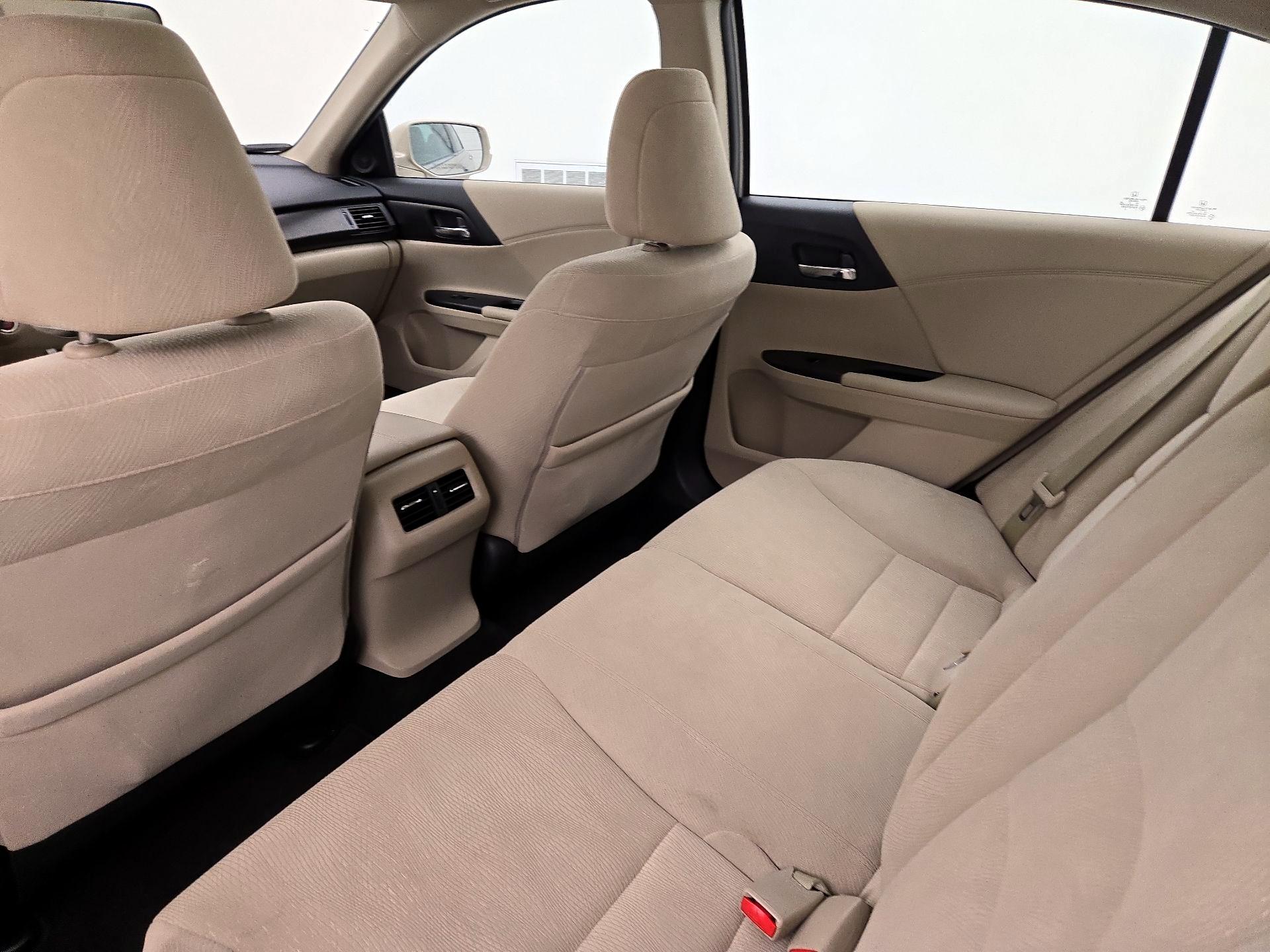 Thumbnail: 2015 Honda Accord - 20