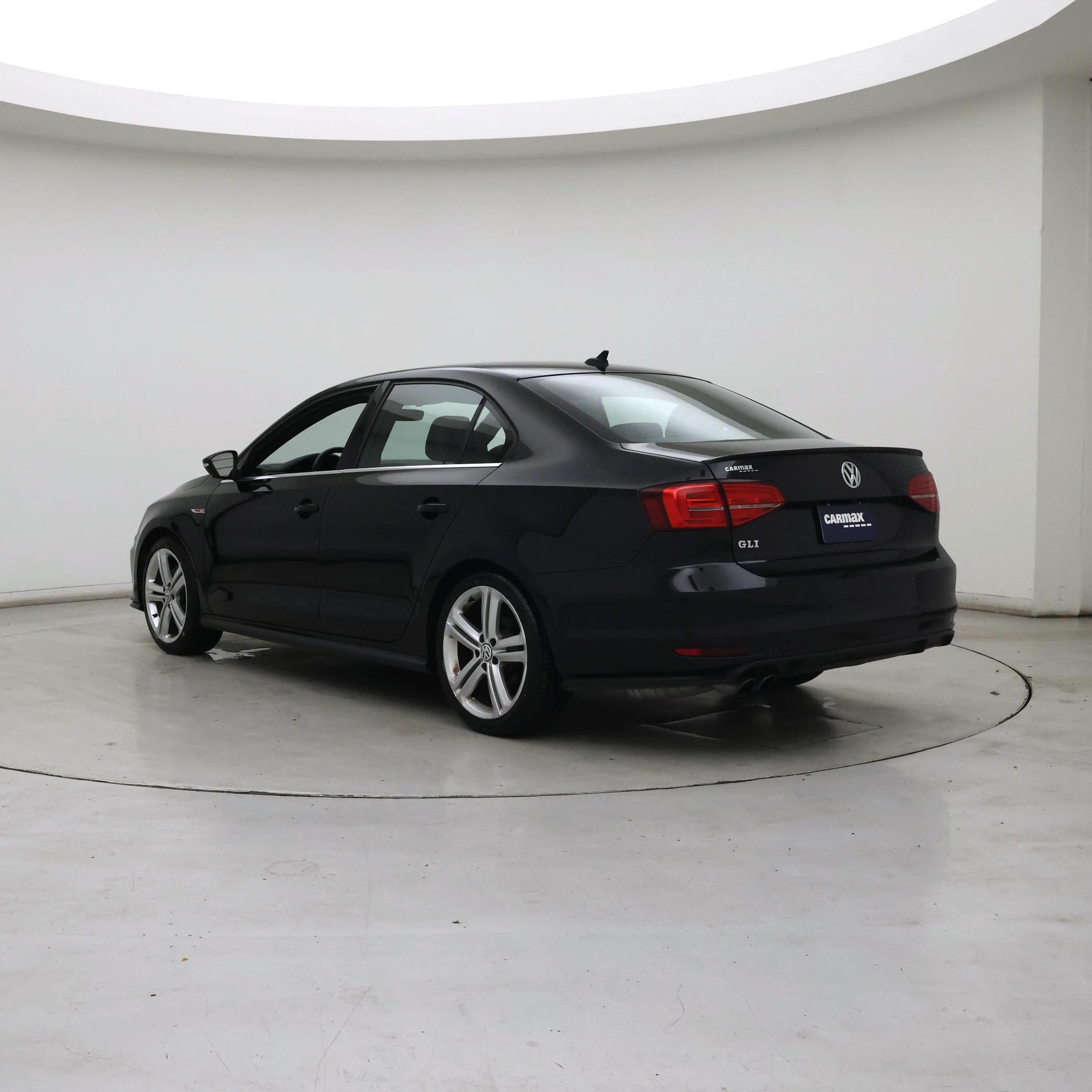 Thumbnail: 2017 Volkswagen Jetta - 2