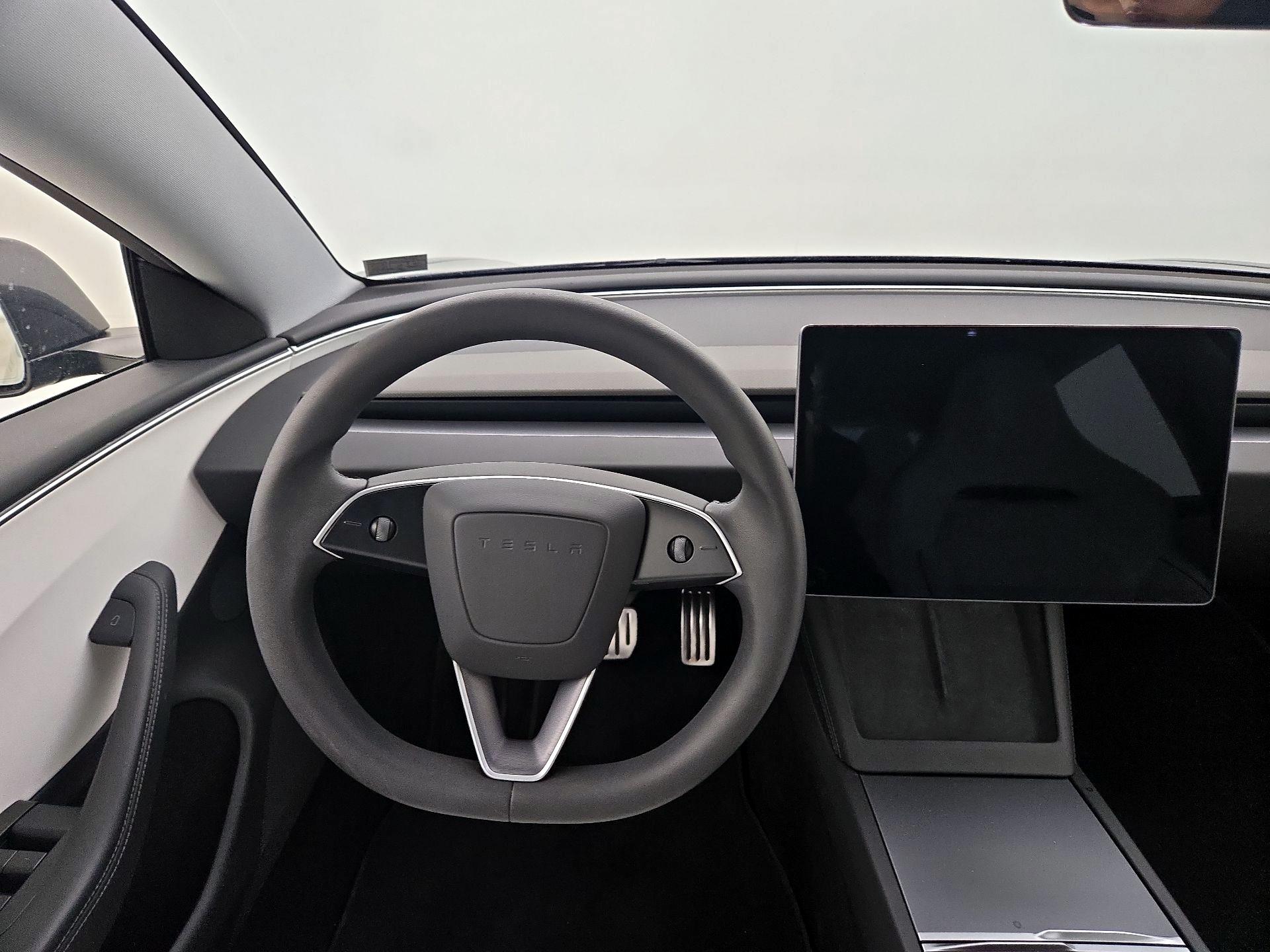 Thumbnail: 2024 Tesla Model 3 - 10