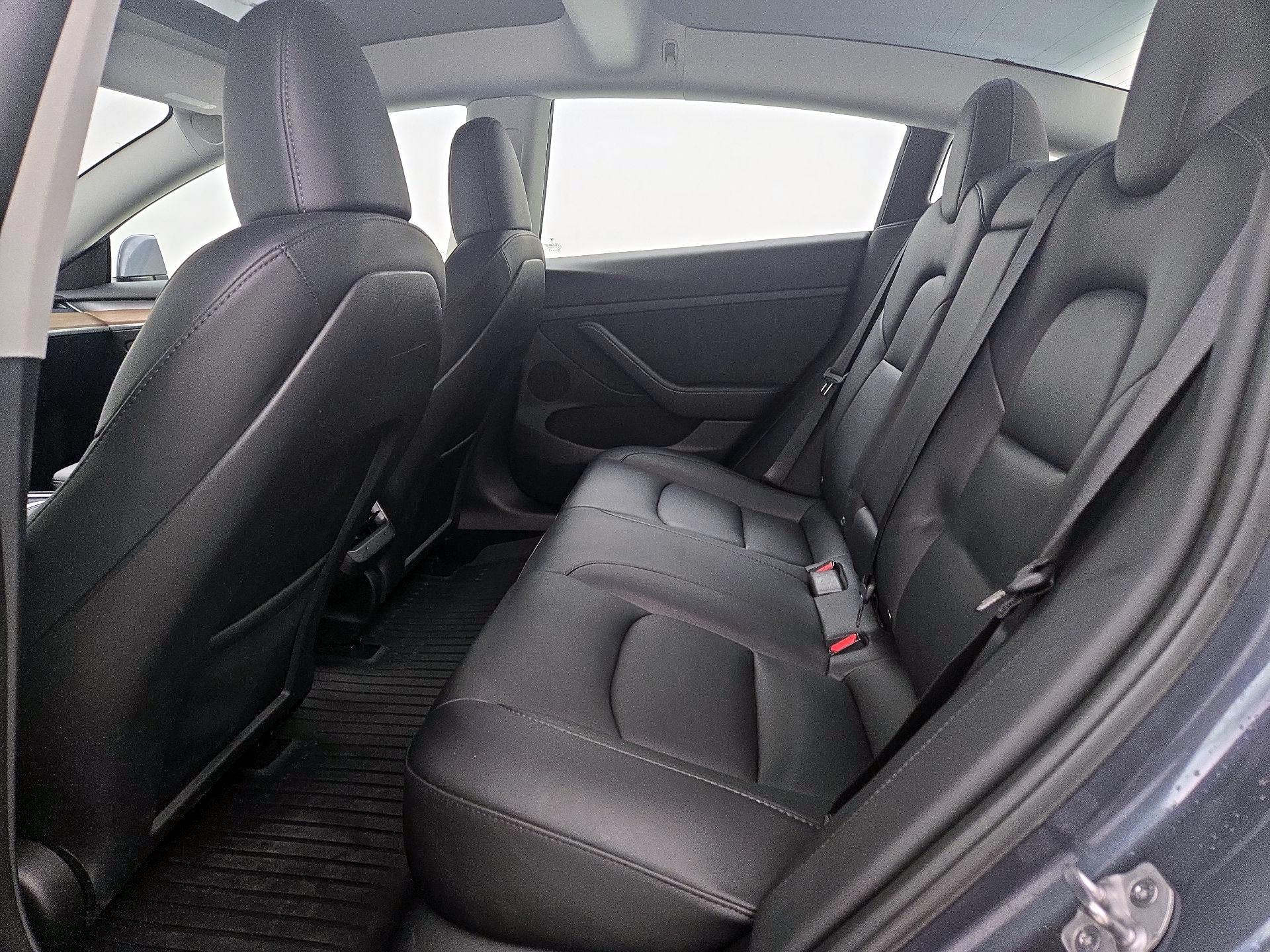 Thumbnail: 2023 Tesla Model 3 - 20