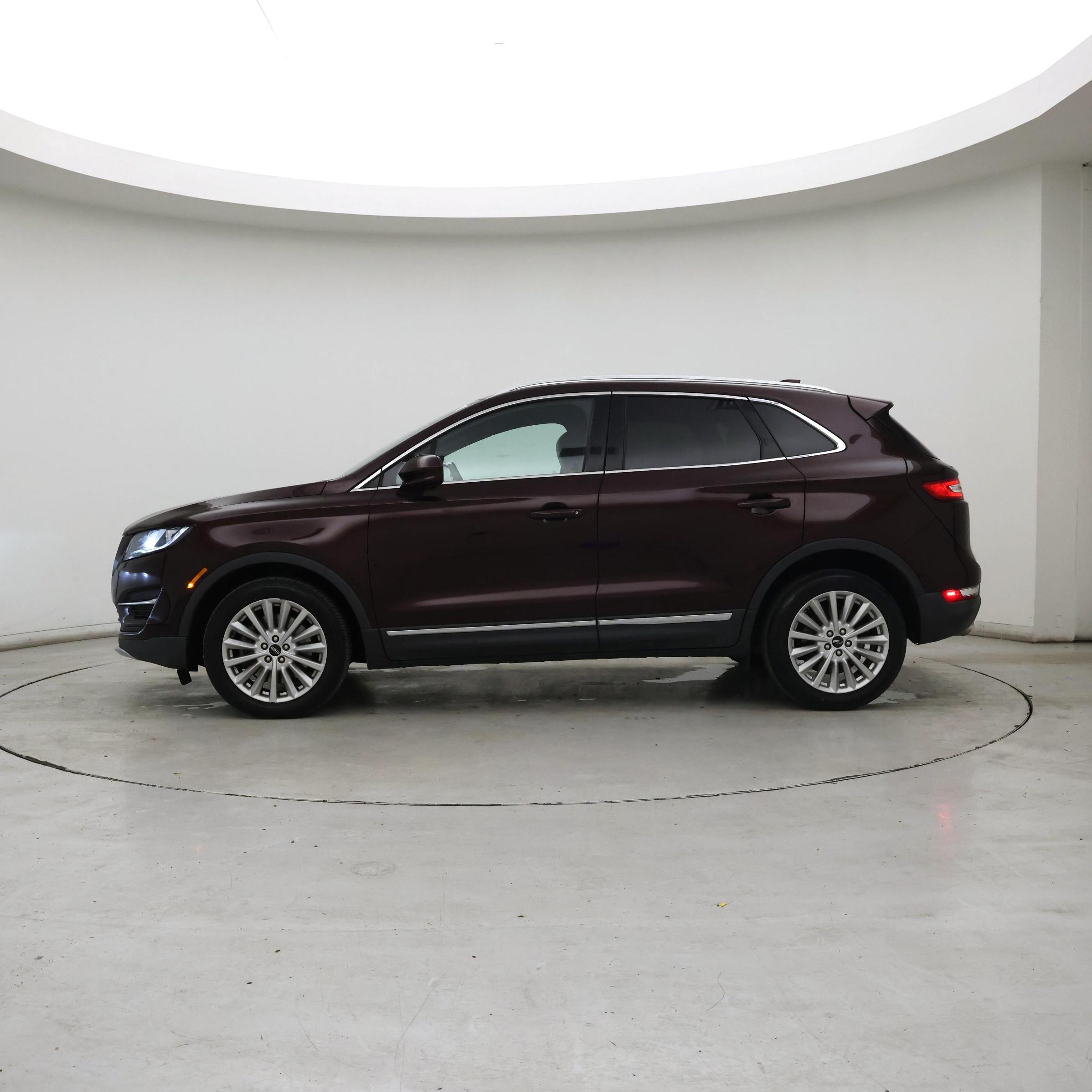 Thumbnail: 2019 Lincoln MKC - 3