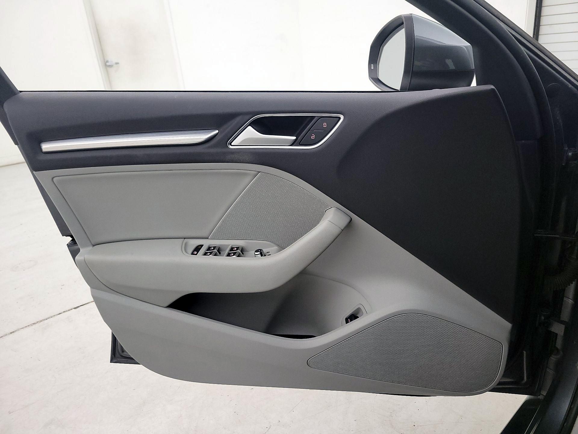 Thumbnail: 2016 Audi A3 - 12