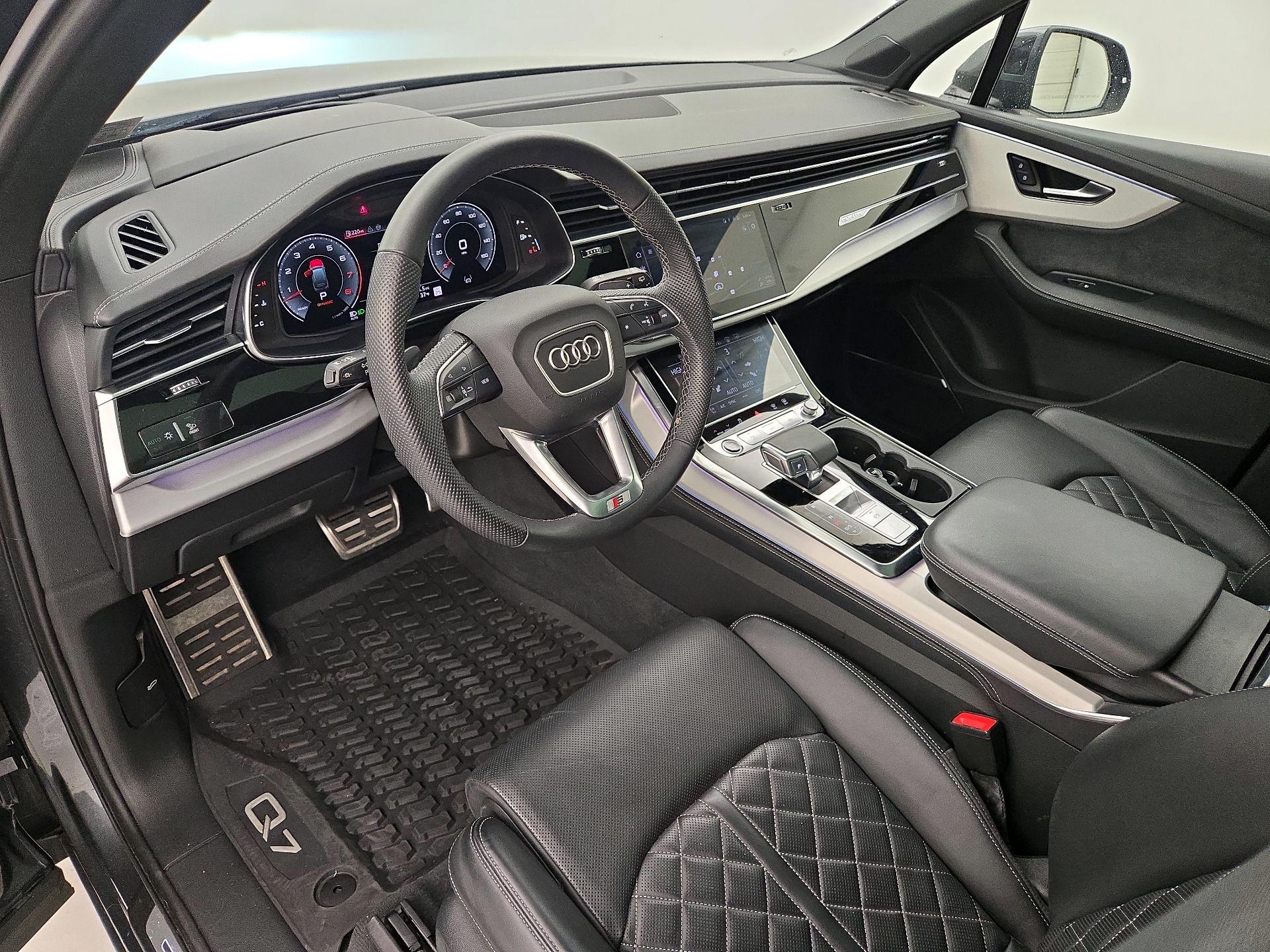 Thumbnail: 2024 Audi Q7 - 11