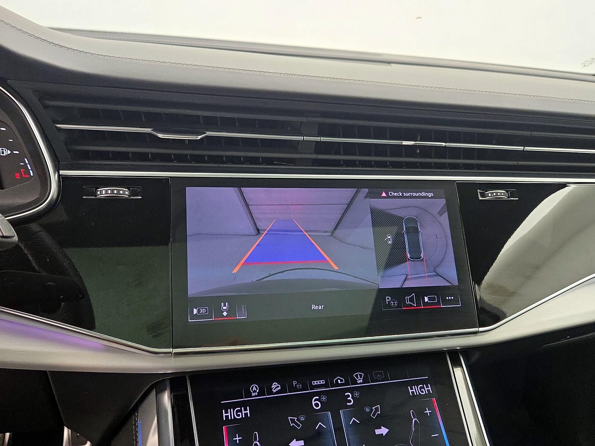 Thumbnail: 2024 Audi Q7 - 15