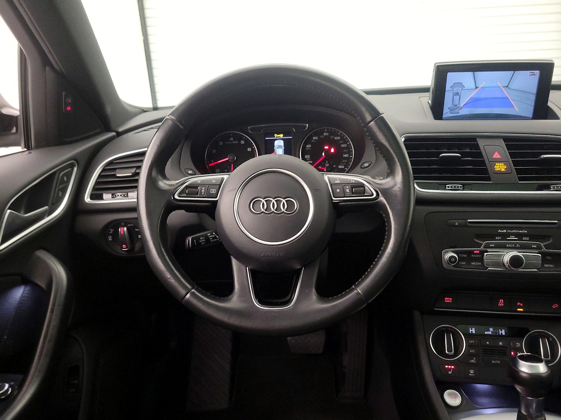 Thumbnail: 2016 Audi Q3 - 10