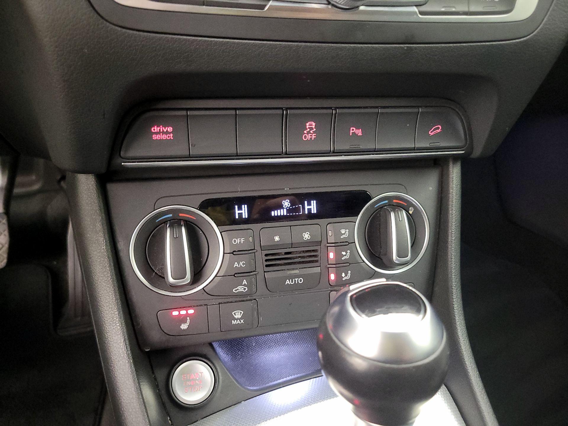 Thumbnail: 2016 Audi Q3 - 16