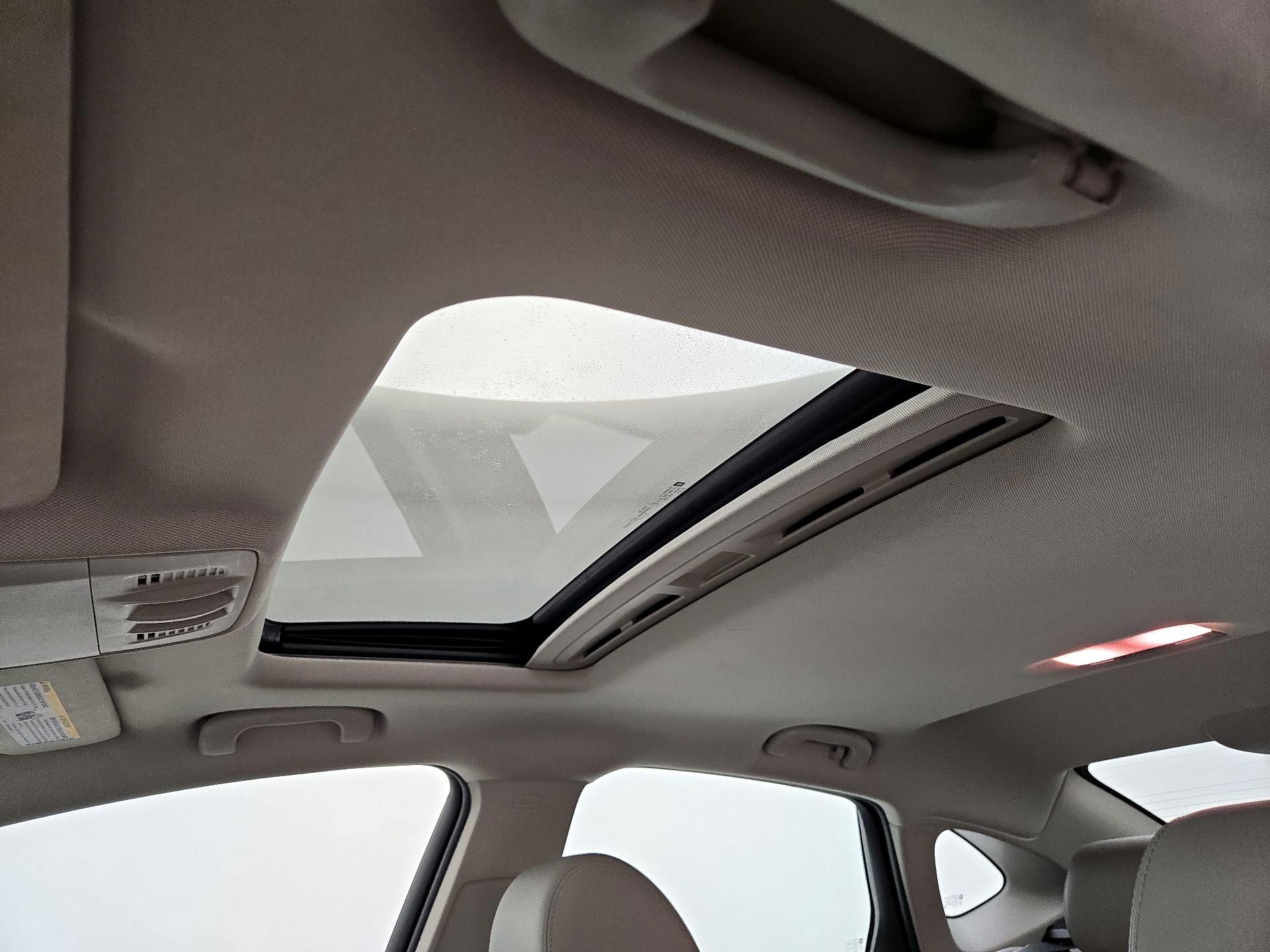 Thumbnail: 2016 Buick Verano - 20