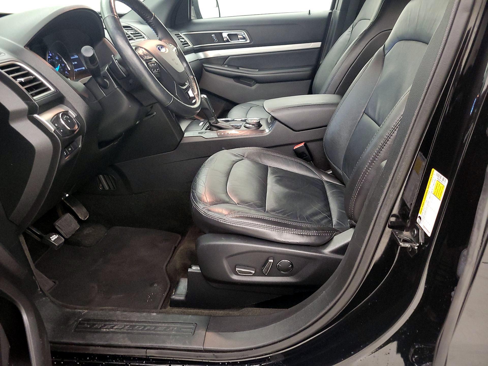 Thumbnail: 2017 Ford Explorer - 11