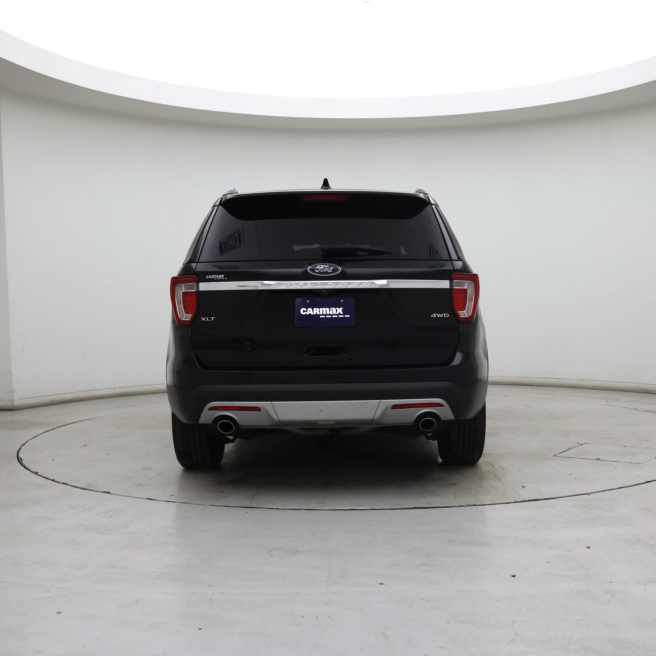 Thumbnail: 2017 Ford Explorer - 6