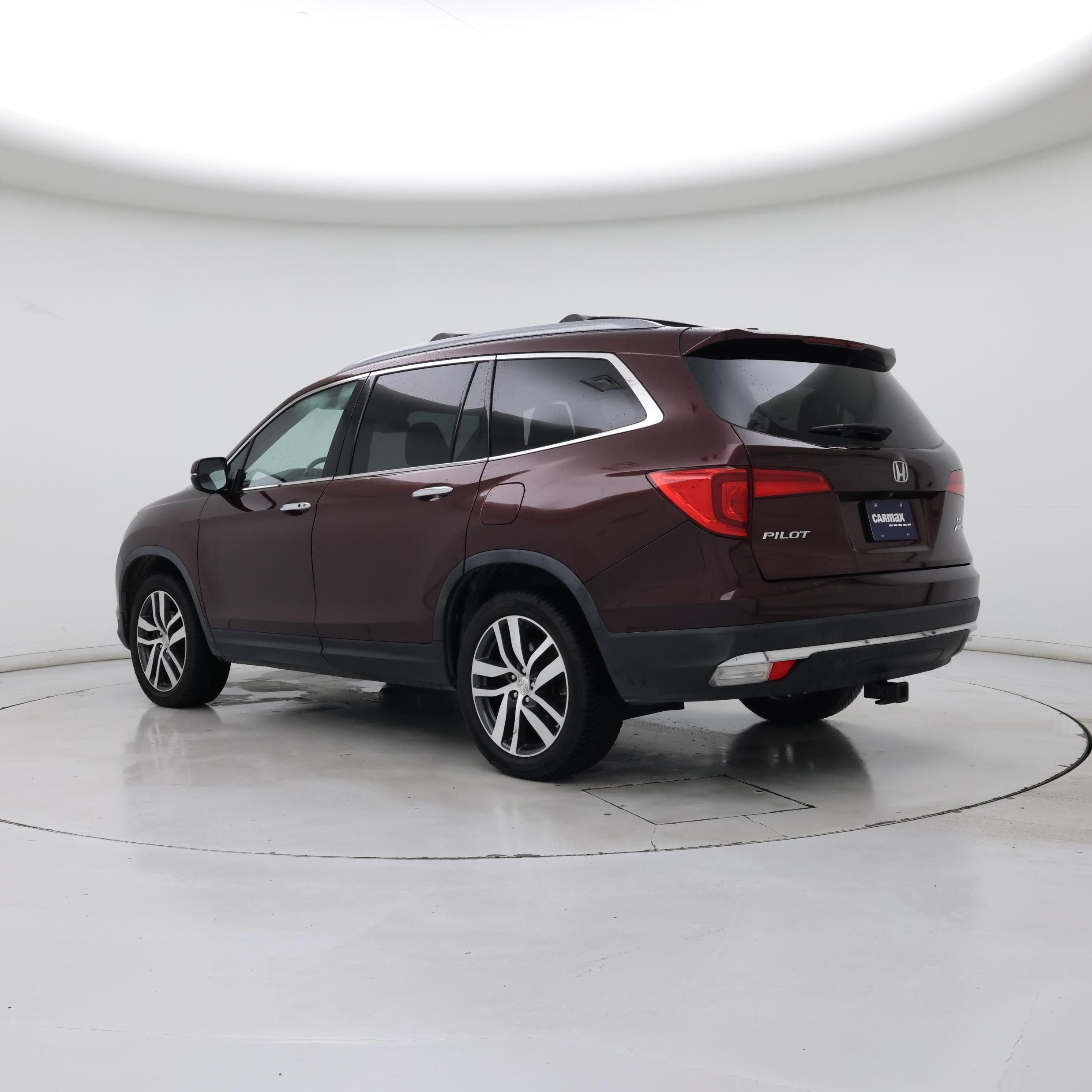 Thumbnail: 2017 Honda Pilot - 2