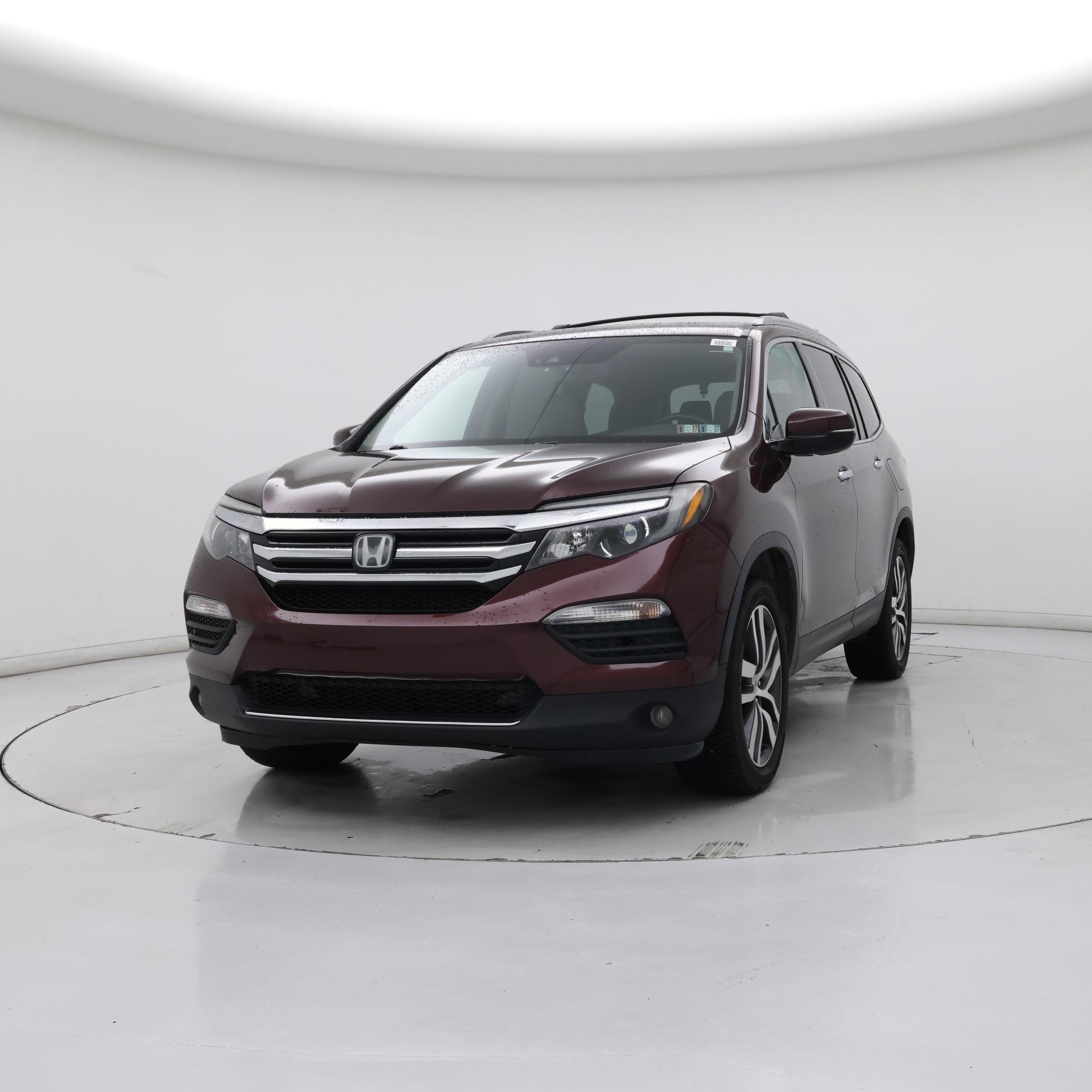 Thumbnail: 2017 Honda Pilot - 4