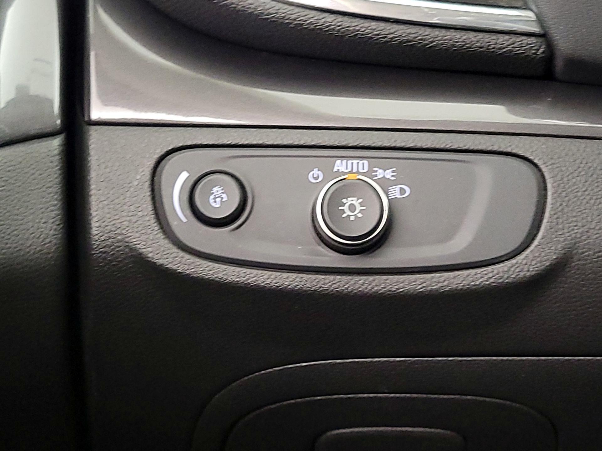 Thumbnail: 2019 Buick Encore - 13